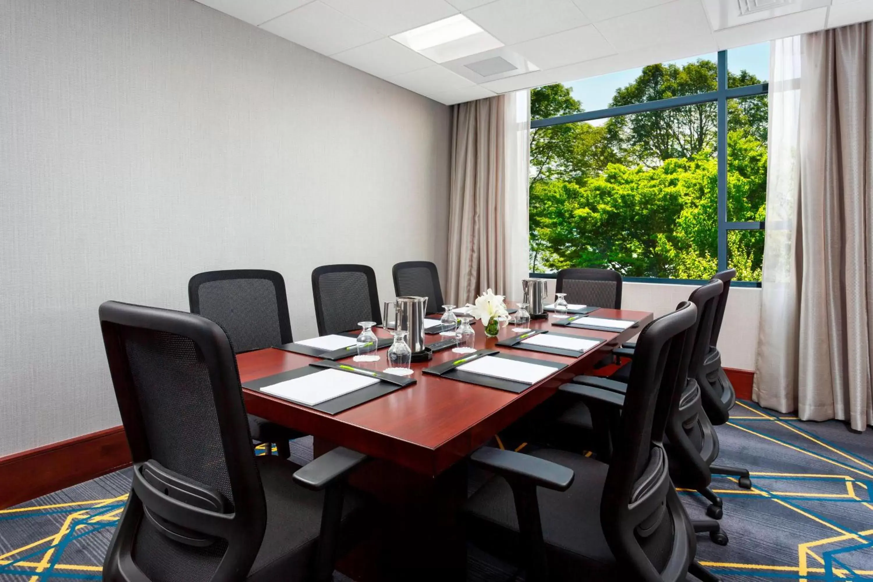 Meeting/conference room in Courtyard by Marriott Boston Cambridge