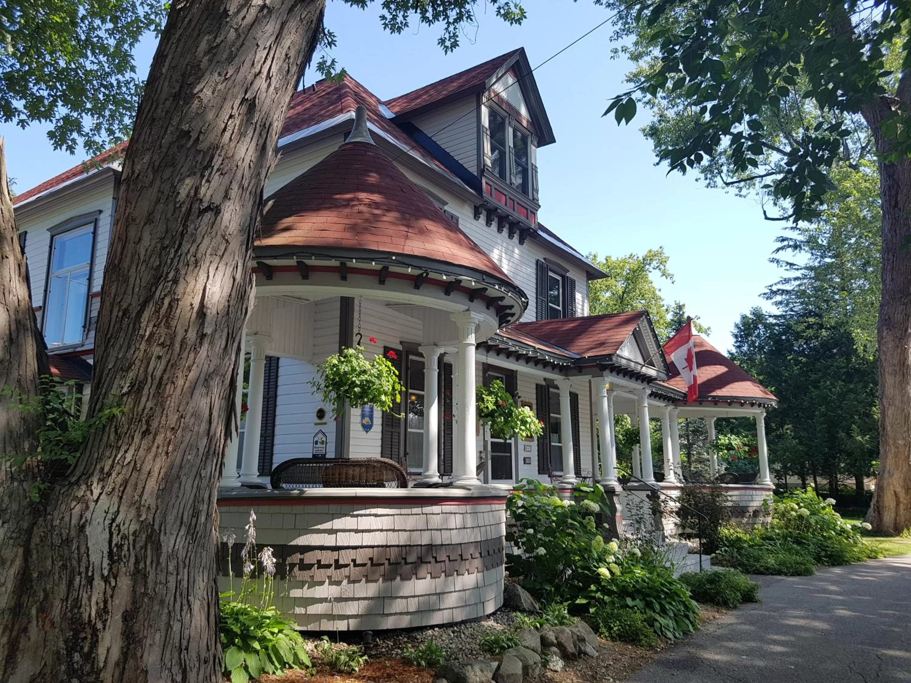 Facade/entrance in Les Trois Erables Boutique Inn