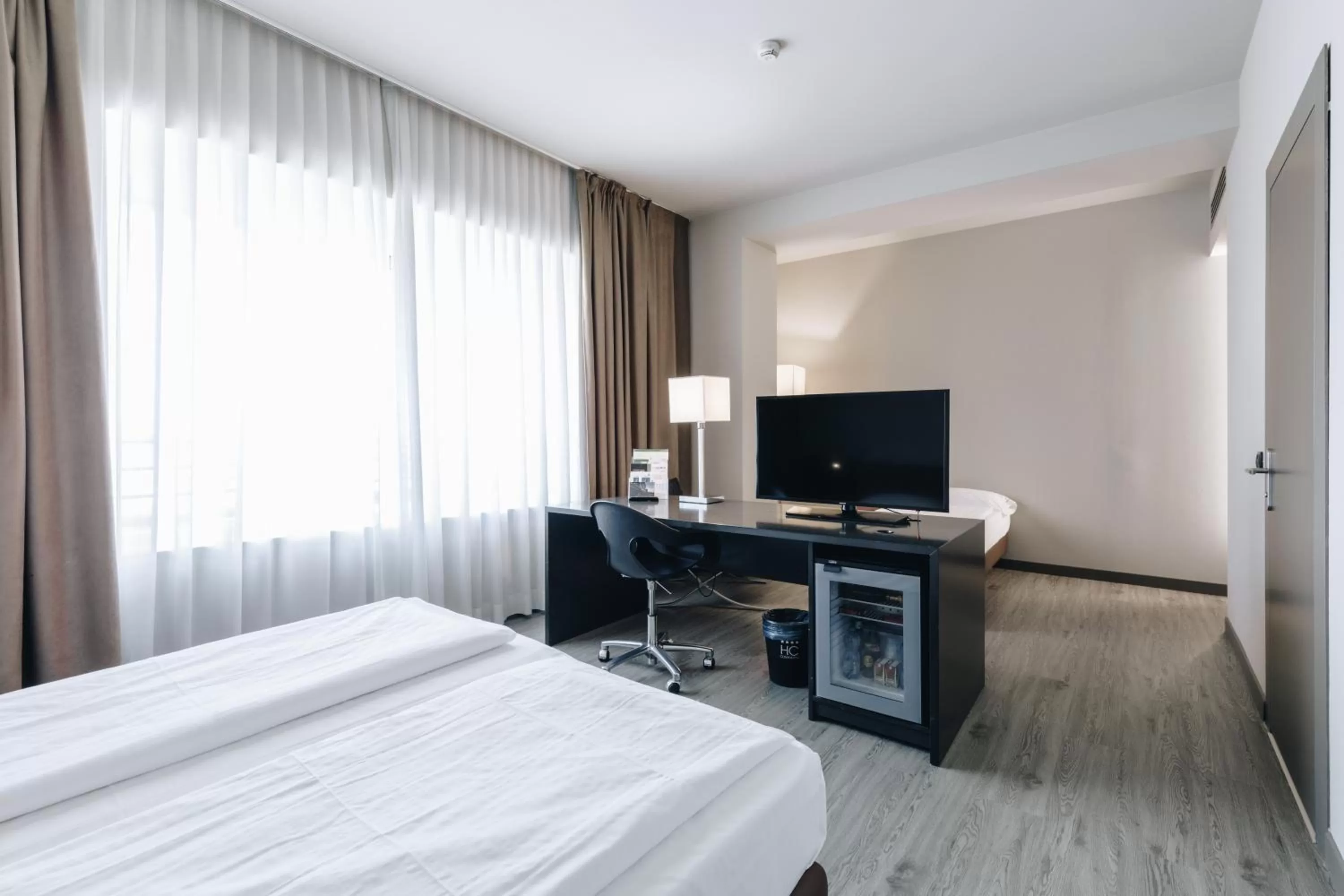 Bed in Hotel Continental