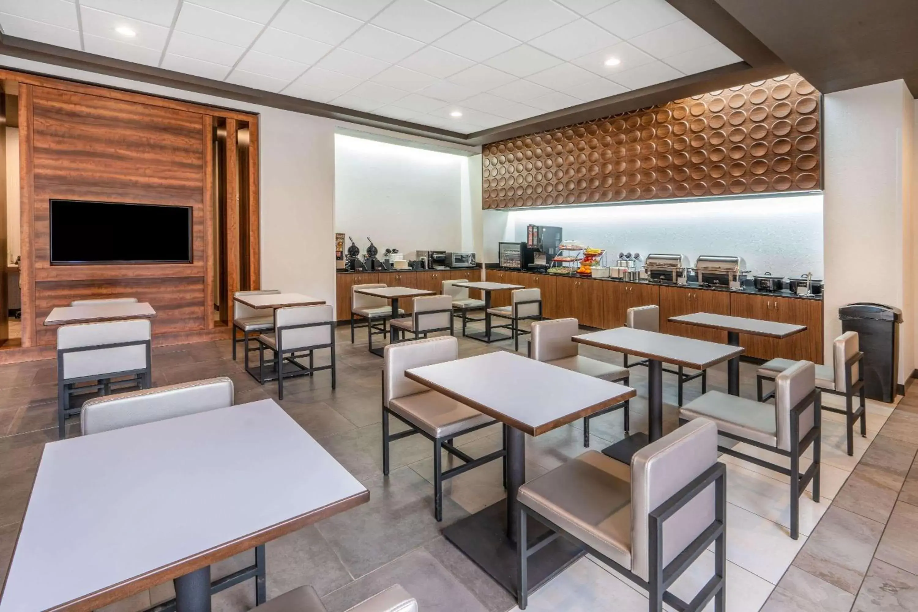 Restaurant/places to eat in Wingate by Wyndham Moab Restaurant/places to eat in Wingate by Wyndham Moab