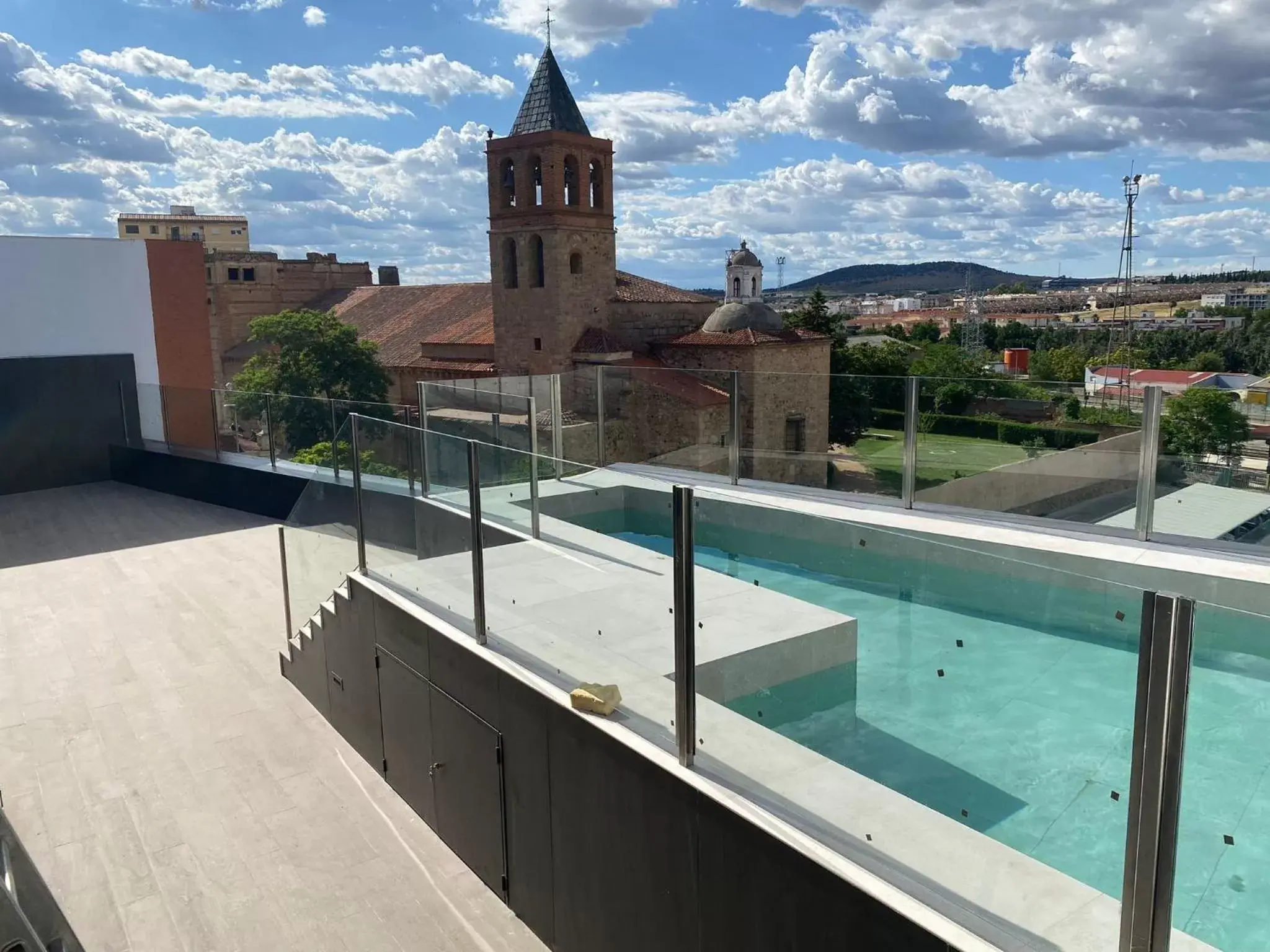 Swimming pool in Hotel Aldama