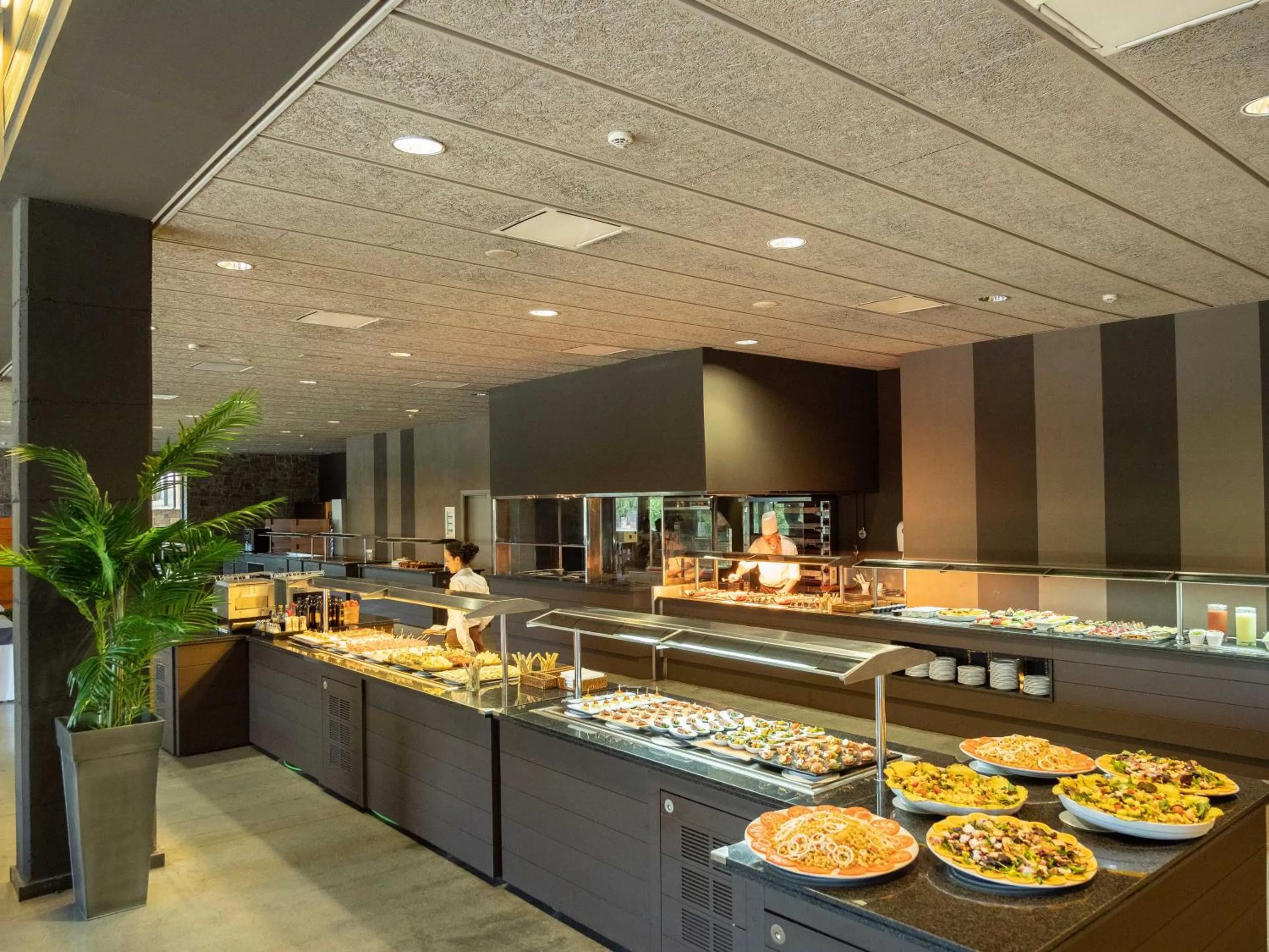 Restaurant/places to eat in Montanyà