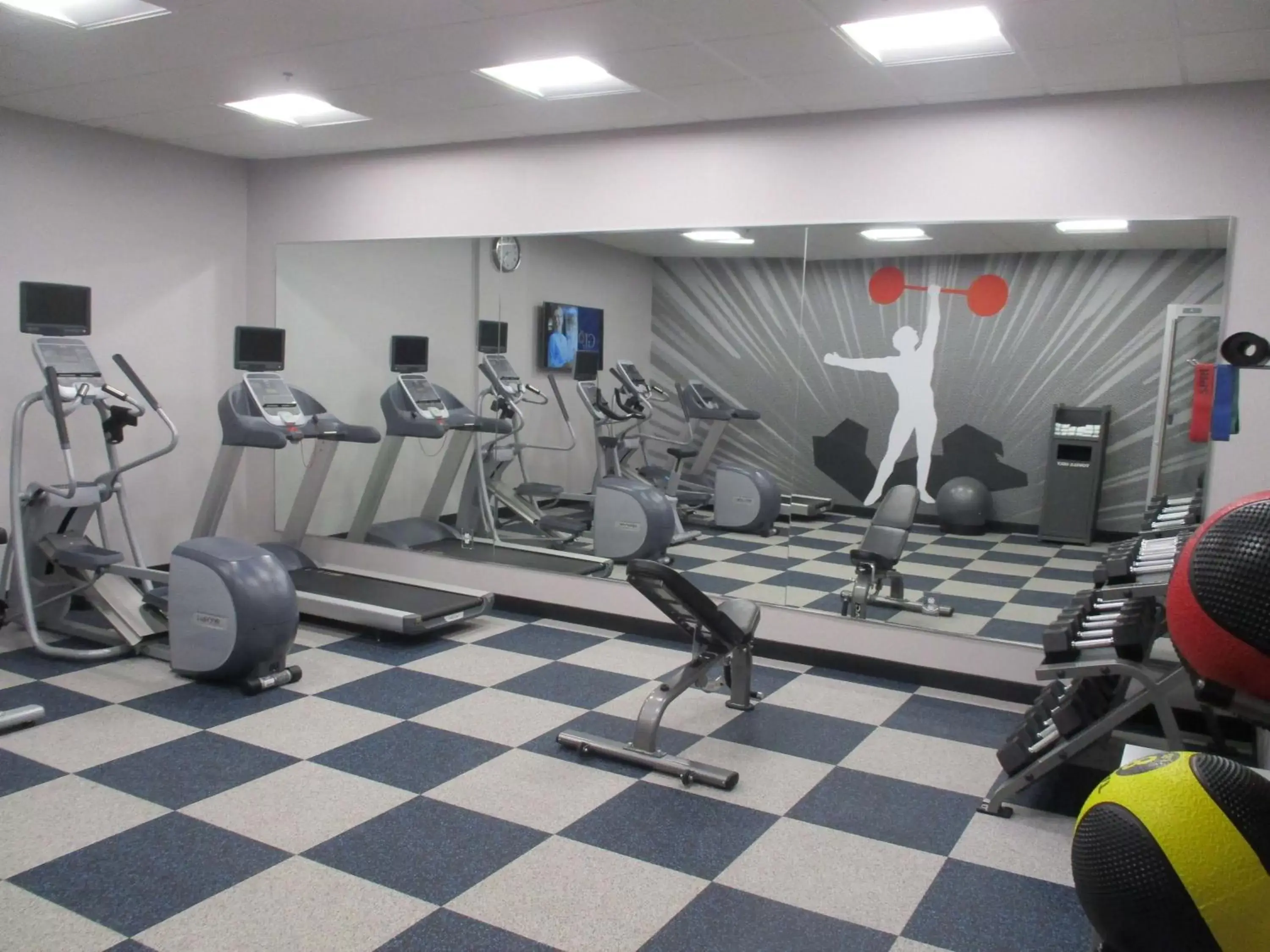 Activities, Fitness Center/Facilities in GLō Best Western Lexington