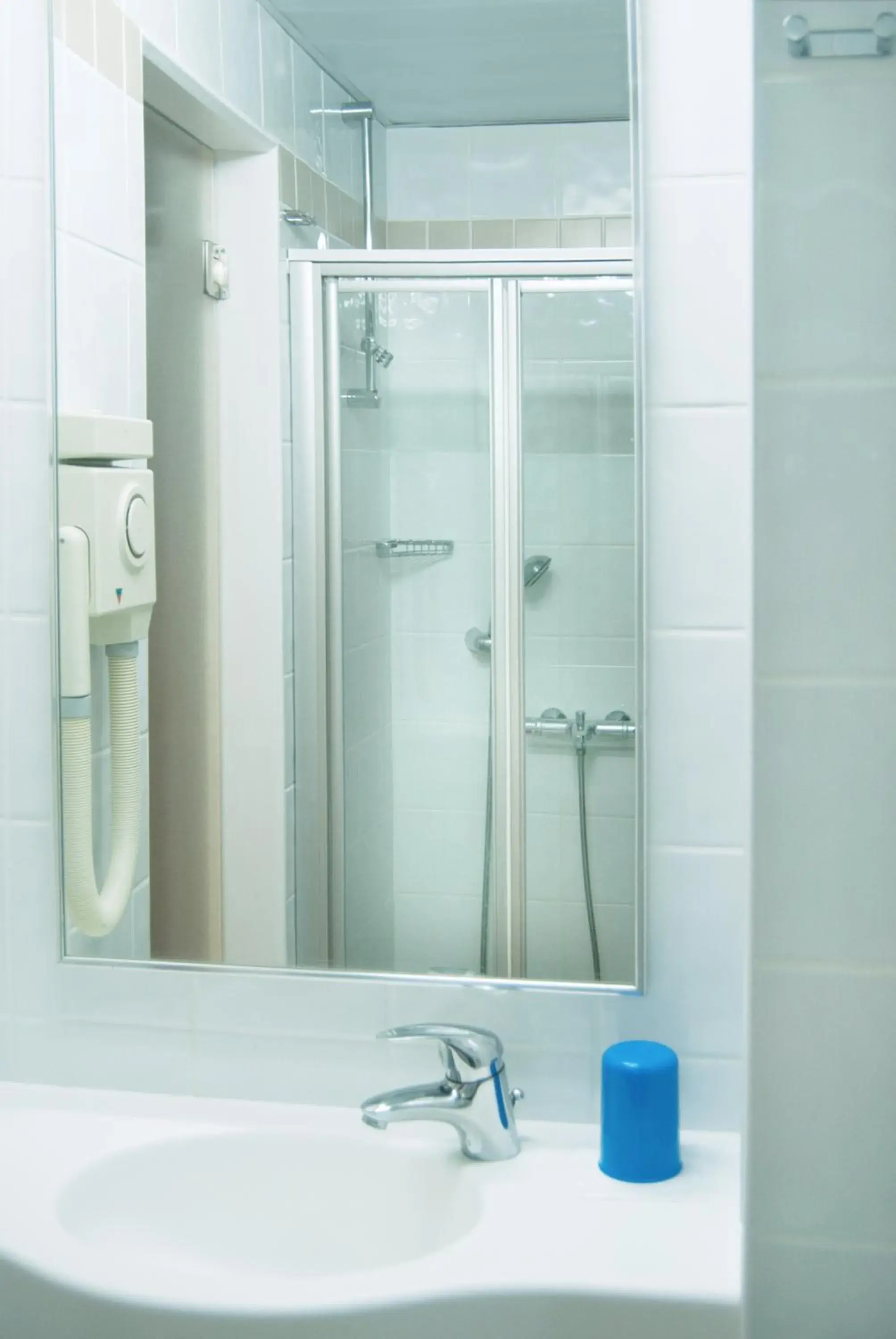 Bathroom in Arte hotel