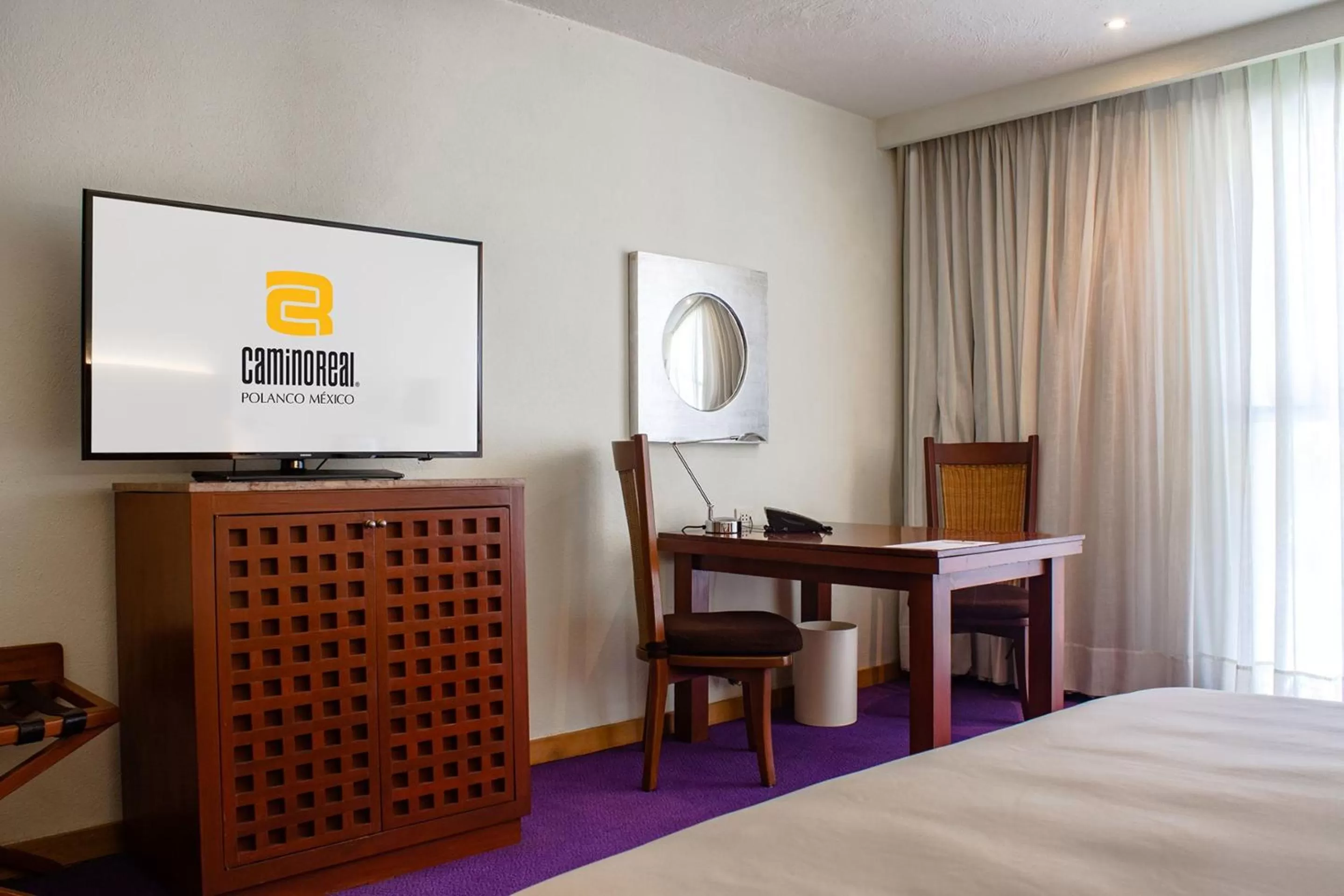 Photo of the whole room, Bed in Camino Real Polanco Mexico