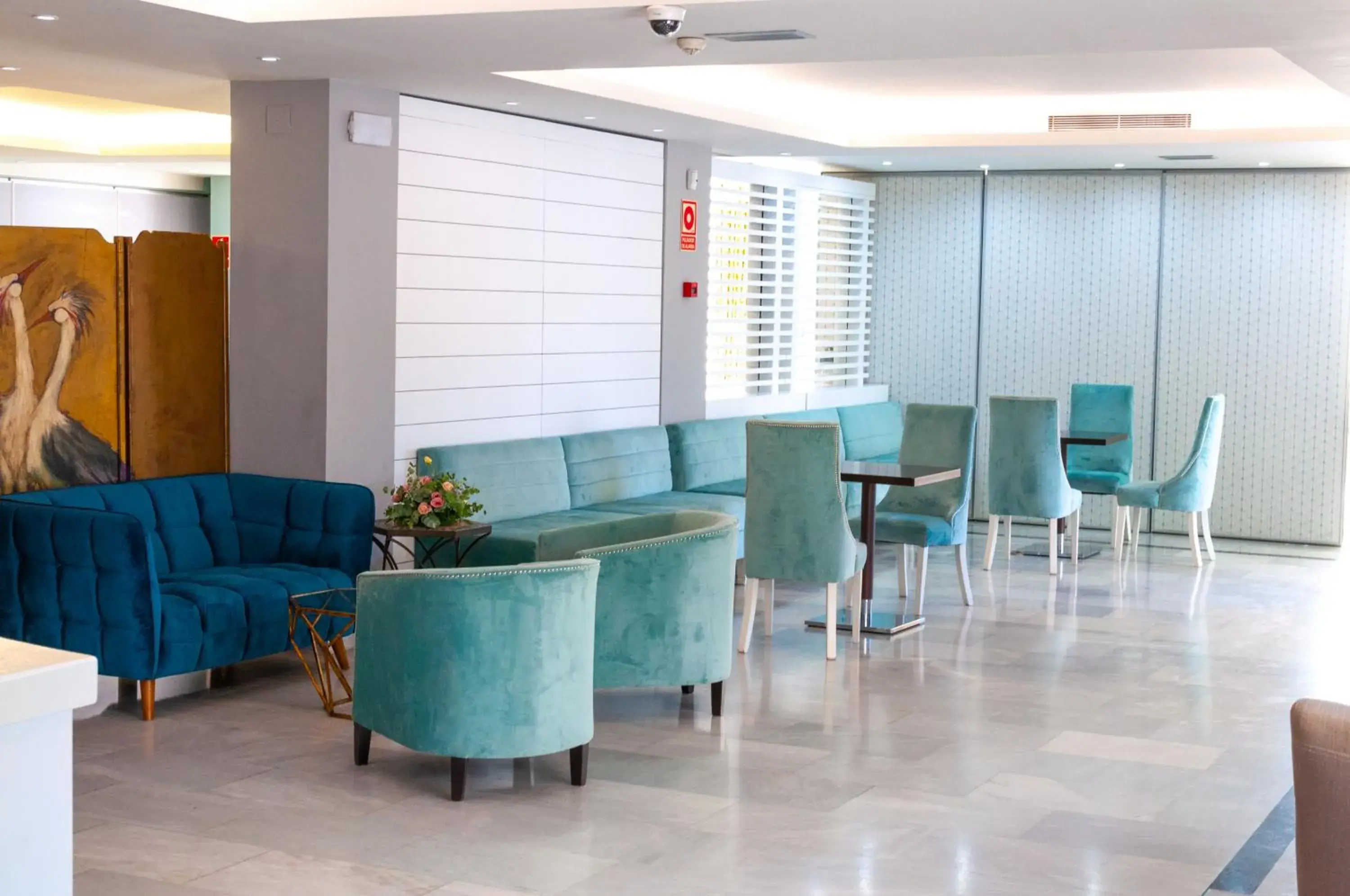 Lounge or bar in Hotel Oasis Lounge or bar in Hotel Oasis