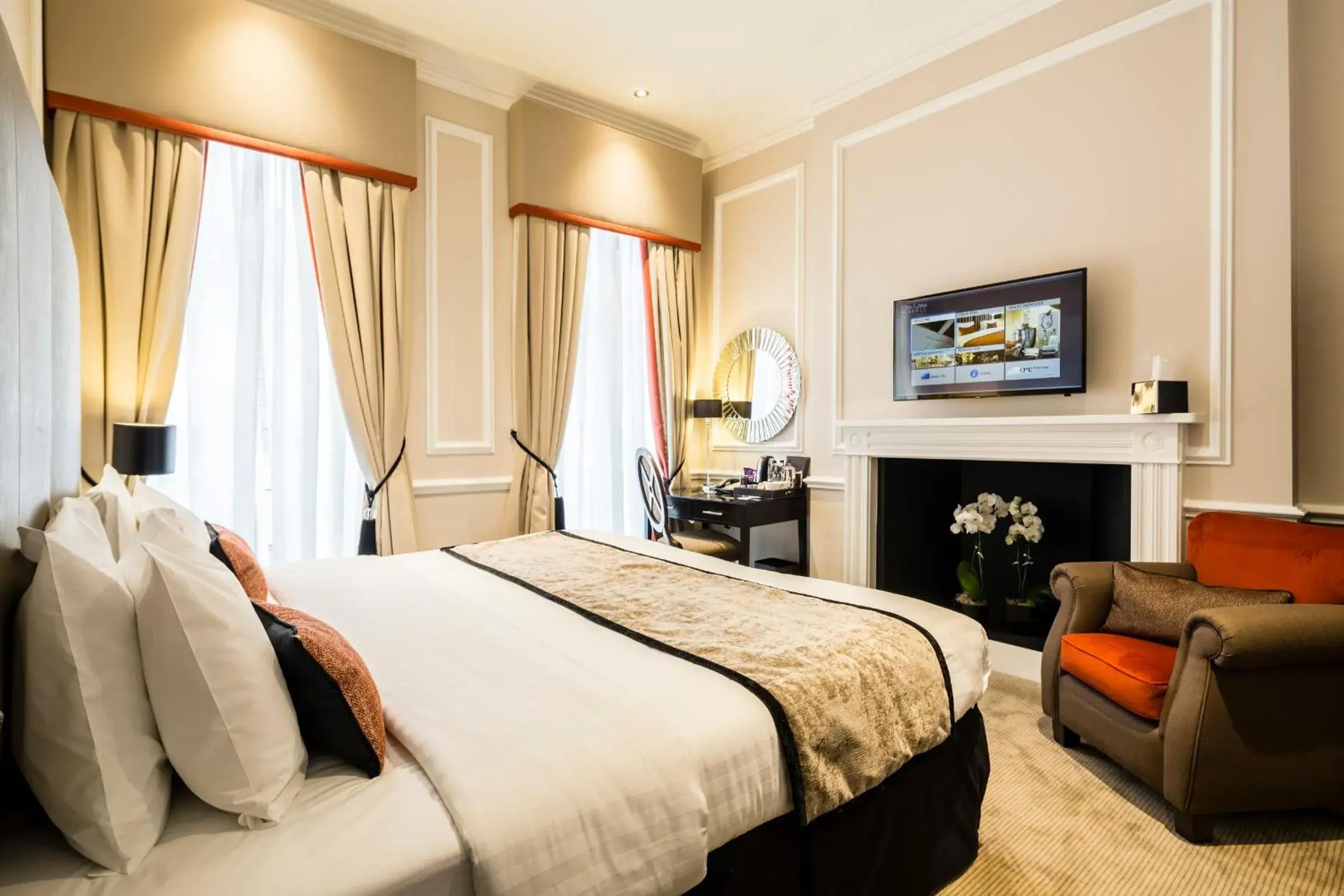 Deluxe Double/Twin Room in Montagu Place Hotel