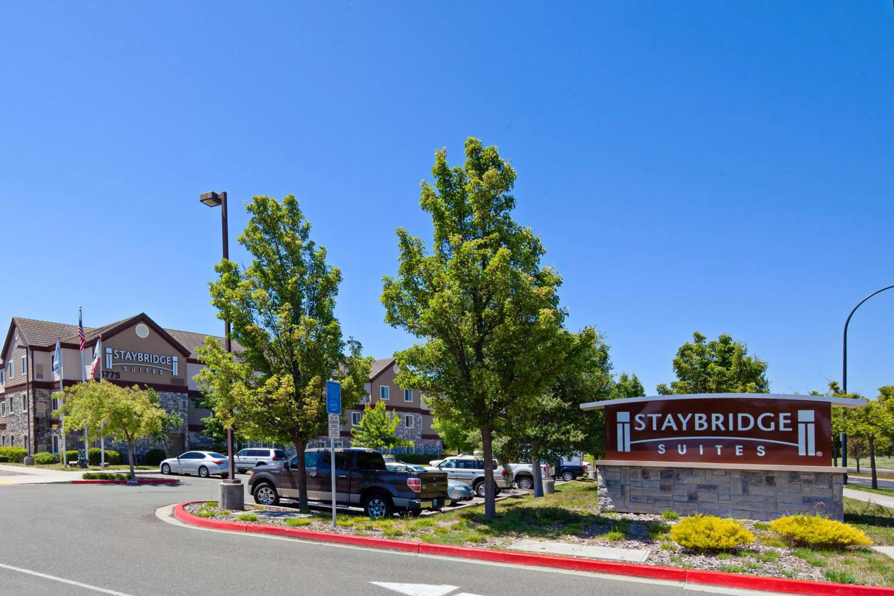 Property building in Staybridge Suites Fairfield Napa Valley Area by IHG