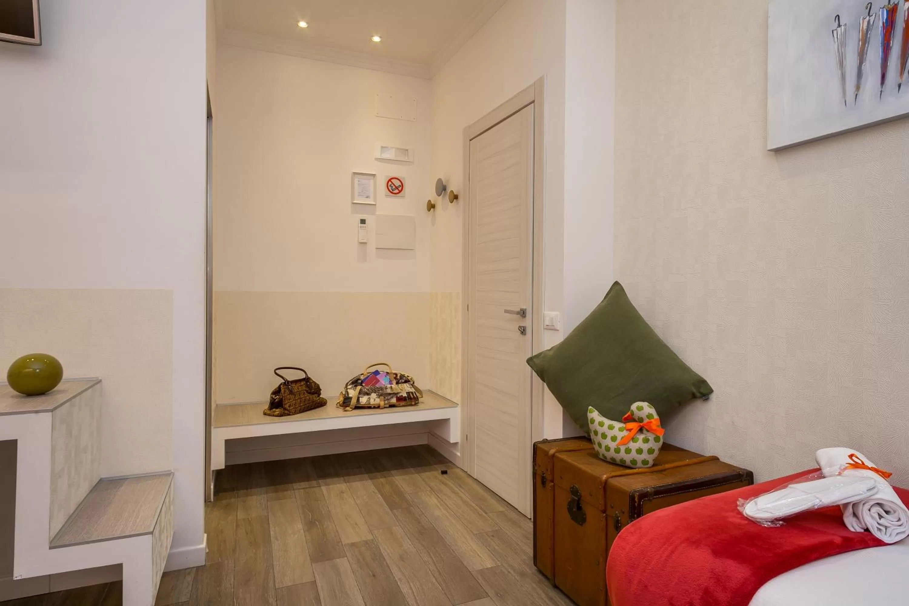 Photo of the whole room, Bed in Zefiro Home