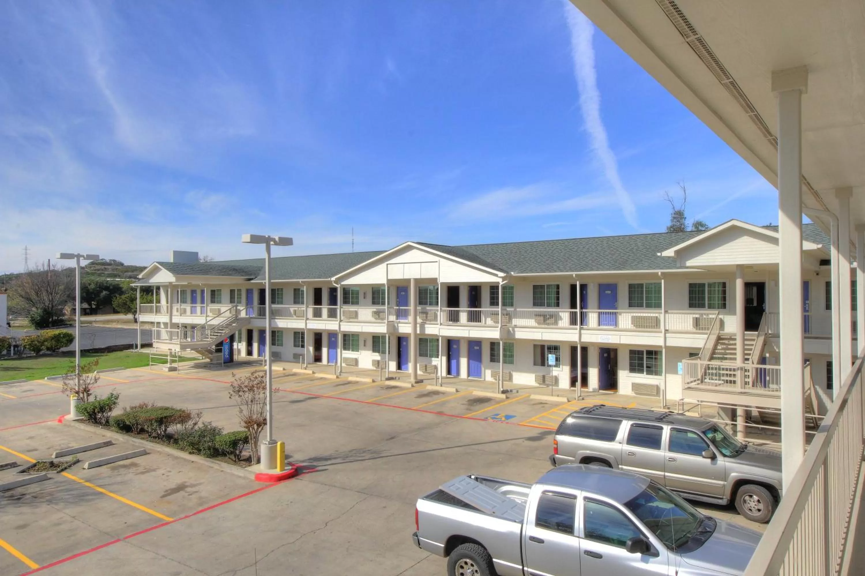 Property building in Motel 6-Kerrville, TX