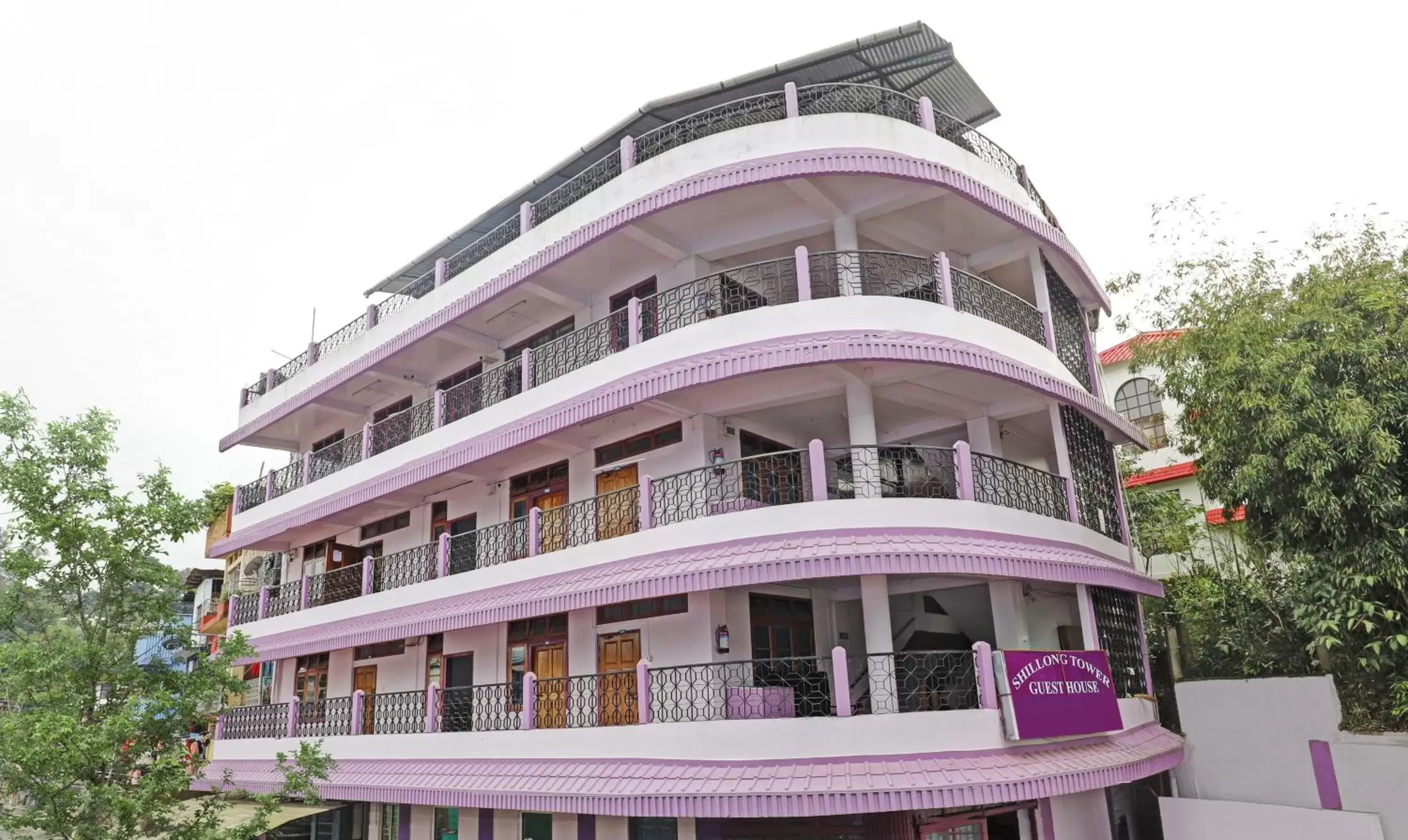 Property building in Itsy Hotels Shillong Tower Guesthouse Property building in Itsy Hotels Shillong Tower Guesthouse