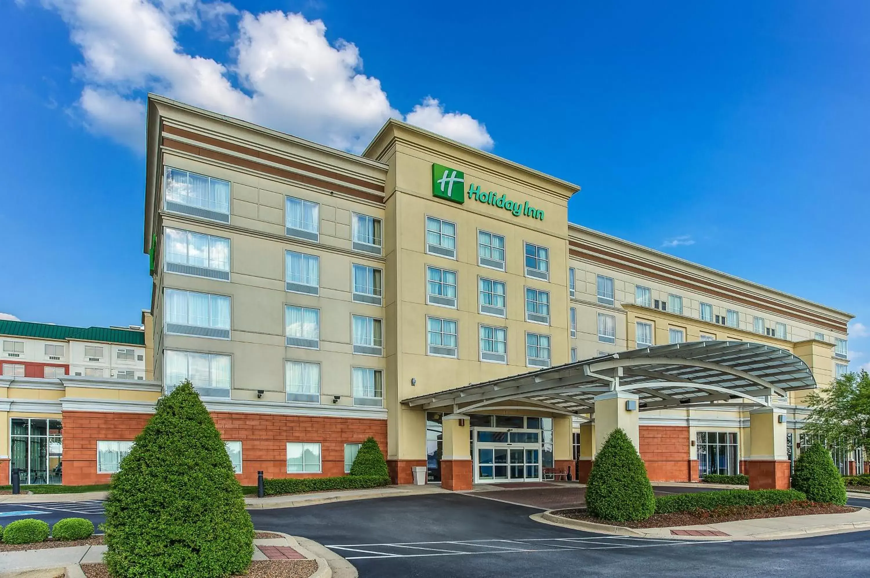 Property Building in Holiday Inn Louisville Airport - Fair/Expo, an IHG Hotel