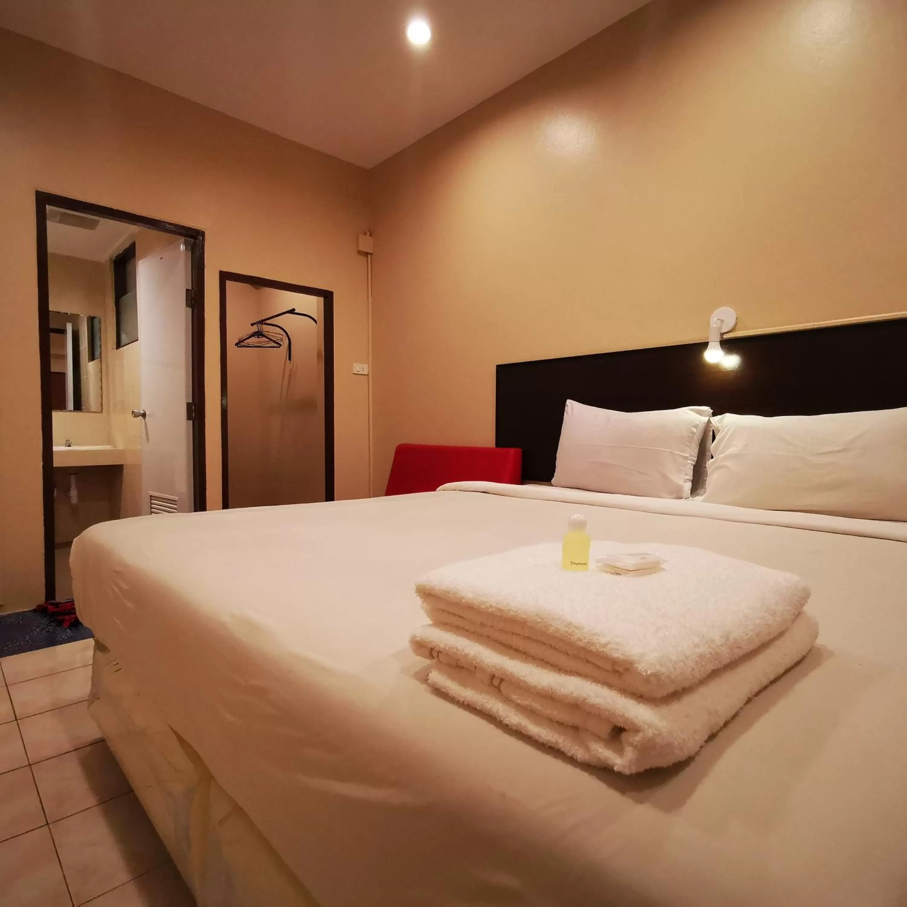 Bed in KKinn South Pattaya