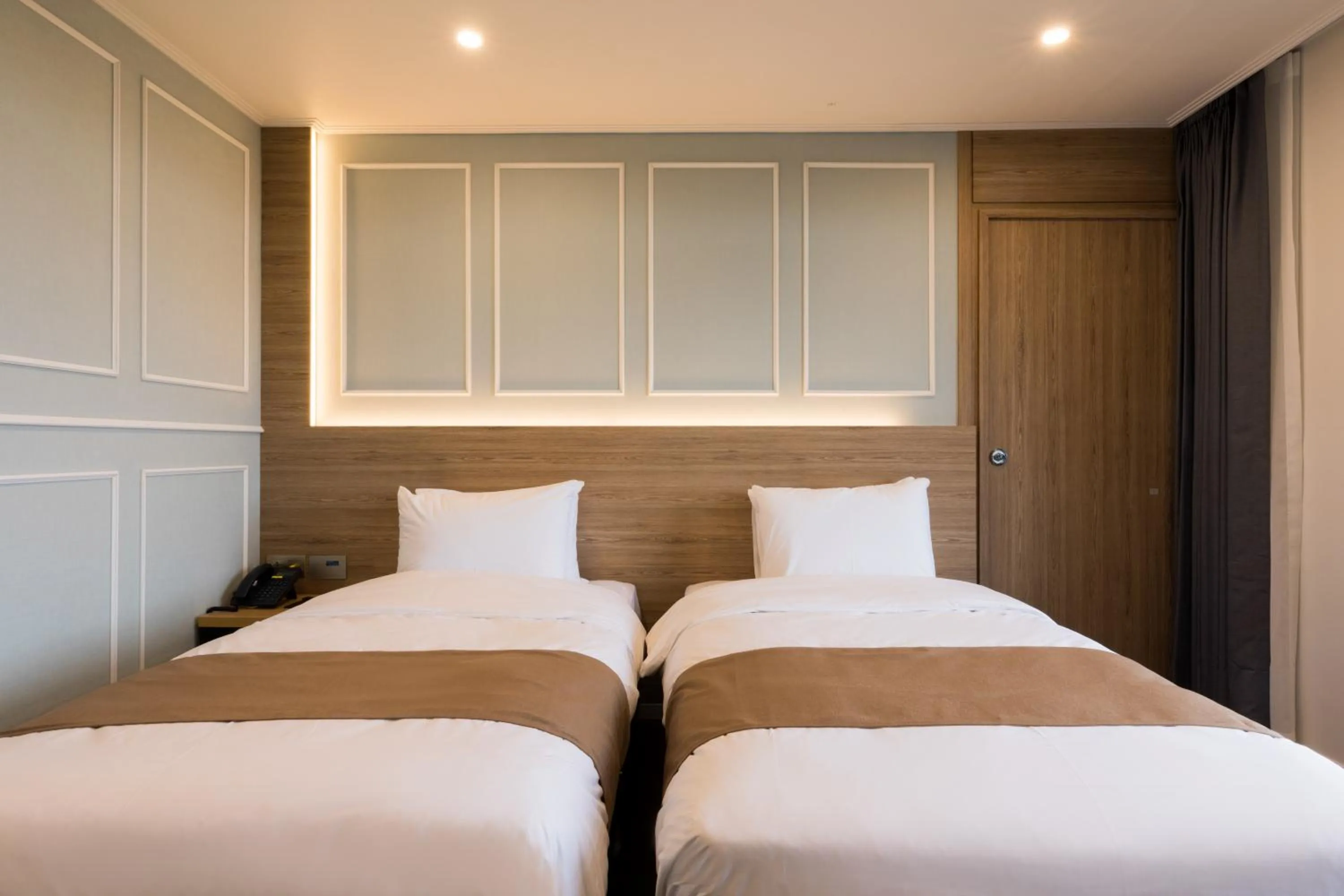 Decorative detail, Bed in Casaloma Hotel