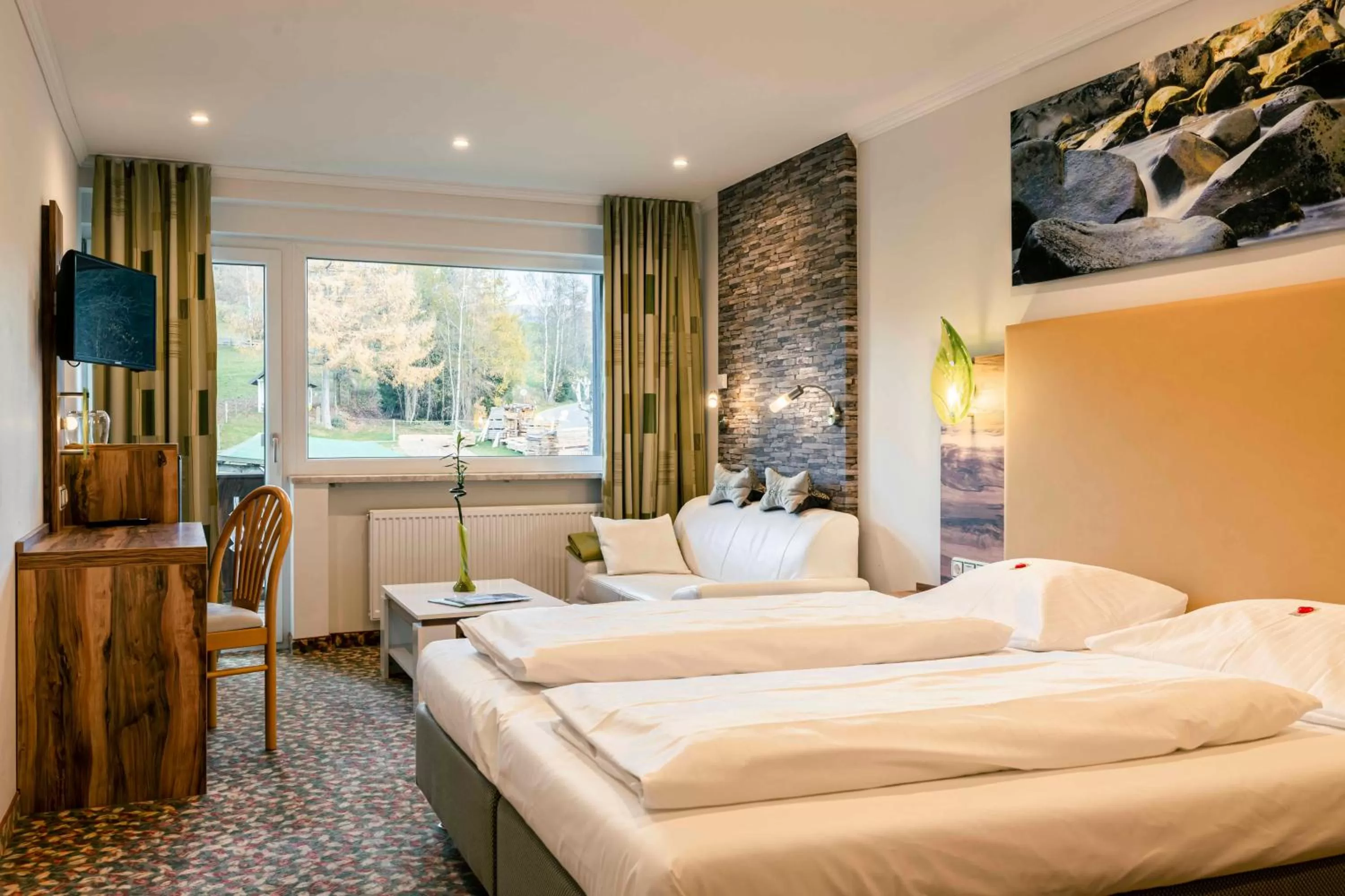 Bed in Landhotel GrünWies -Bonsai-Wellness Garni