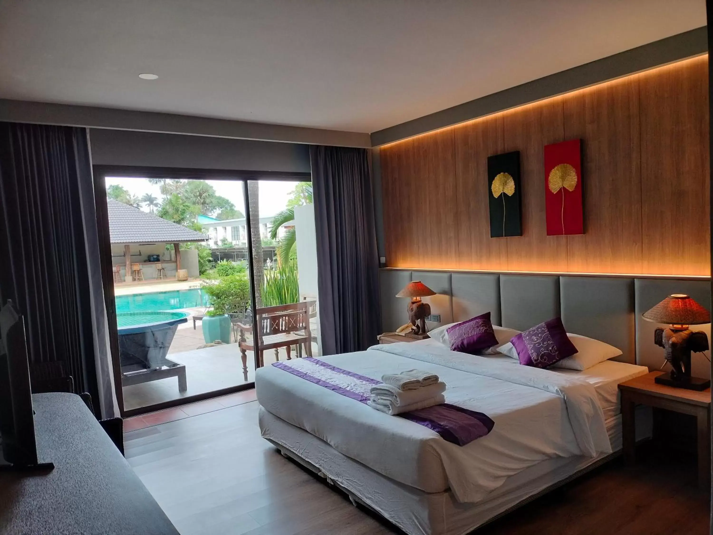 Bedroom, Bed in Chang Buri Resort & Spa