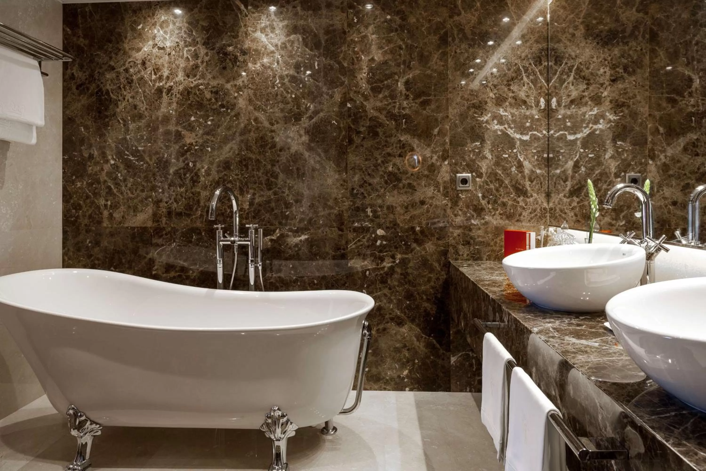 Bathroom in Wellington Hotel & Spa Madrid