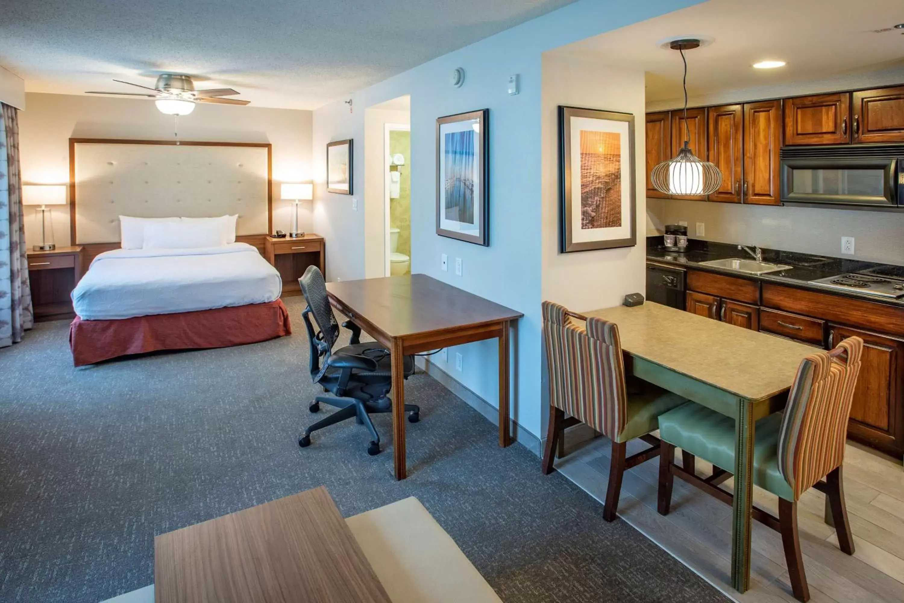 Kitchen or kitchenette in Homewood Suites by Hilton Pensacola Airport-Cordova Mall Area