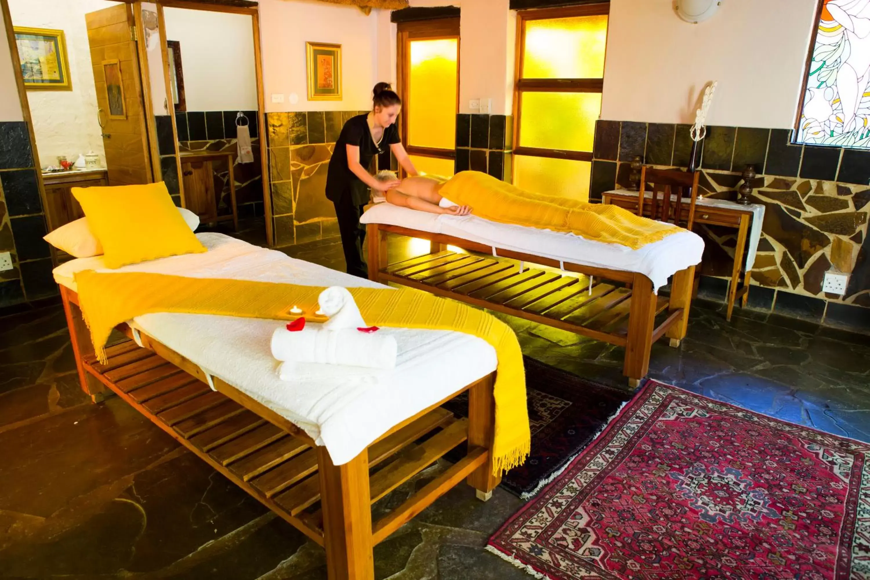 Massage in Misty Hills Country Hotel, Conference Centre & Spa