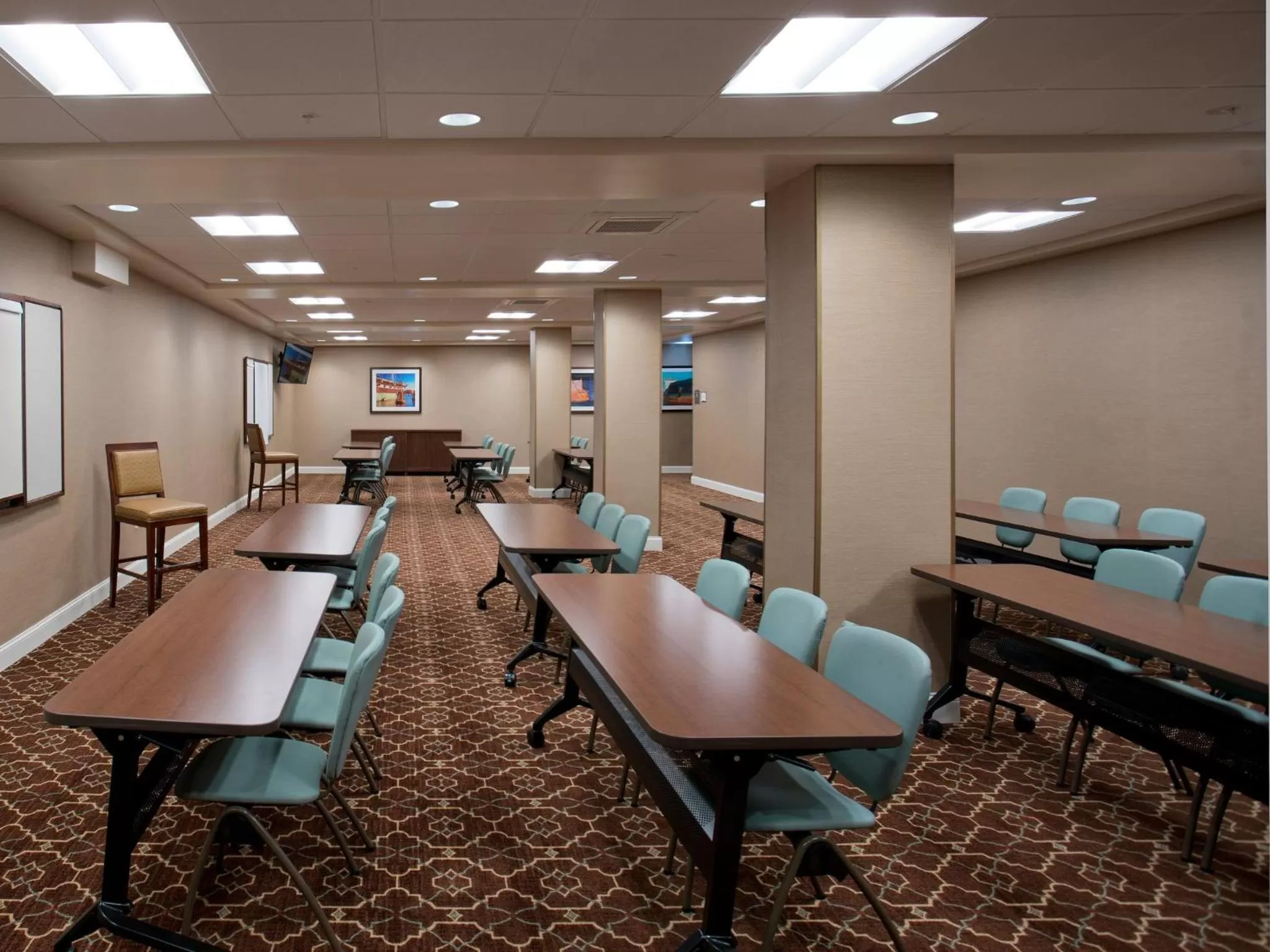 Meeting/conference room in Staybridge Suites Baltimore - Inner Harbor by IHG
