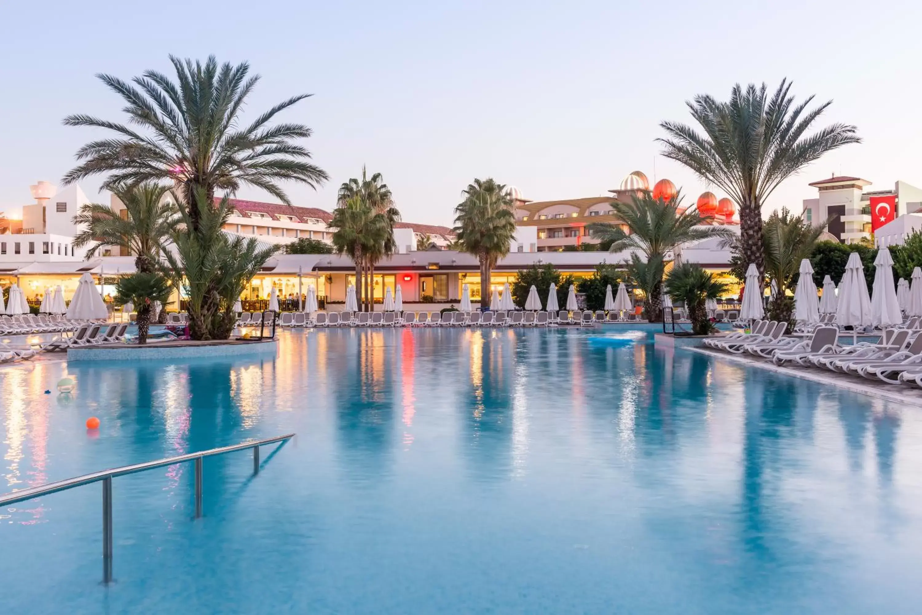 Pool view, Swimming Pool in Barut B Suites