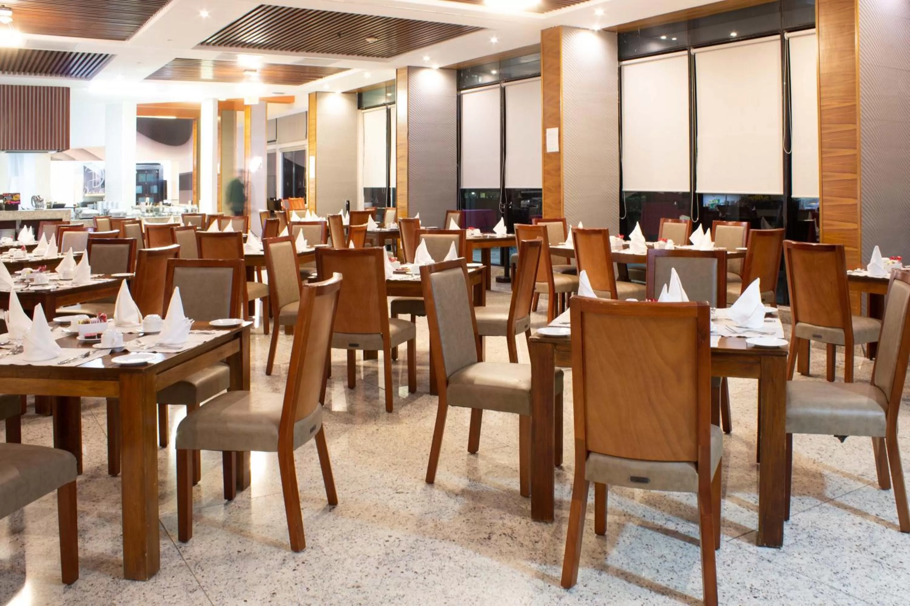 Breakfast in Holiday Inn Queretaro Zona Diamante by IHG