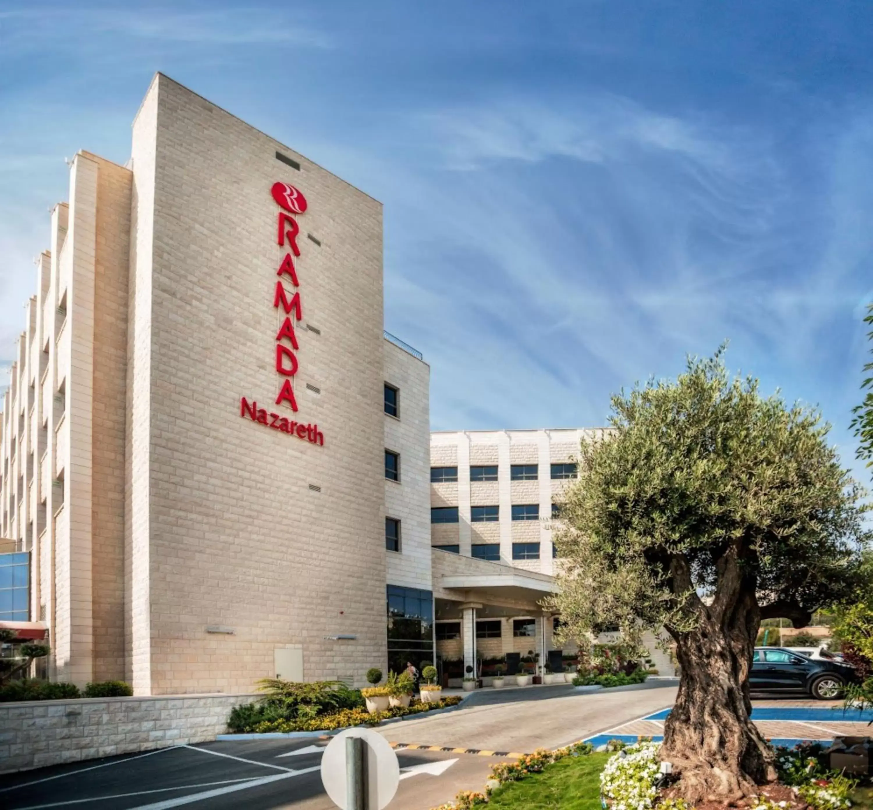 Property Building in Ramada Olivie Nazareth