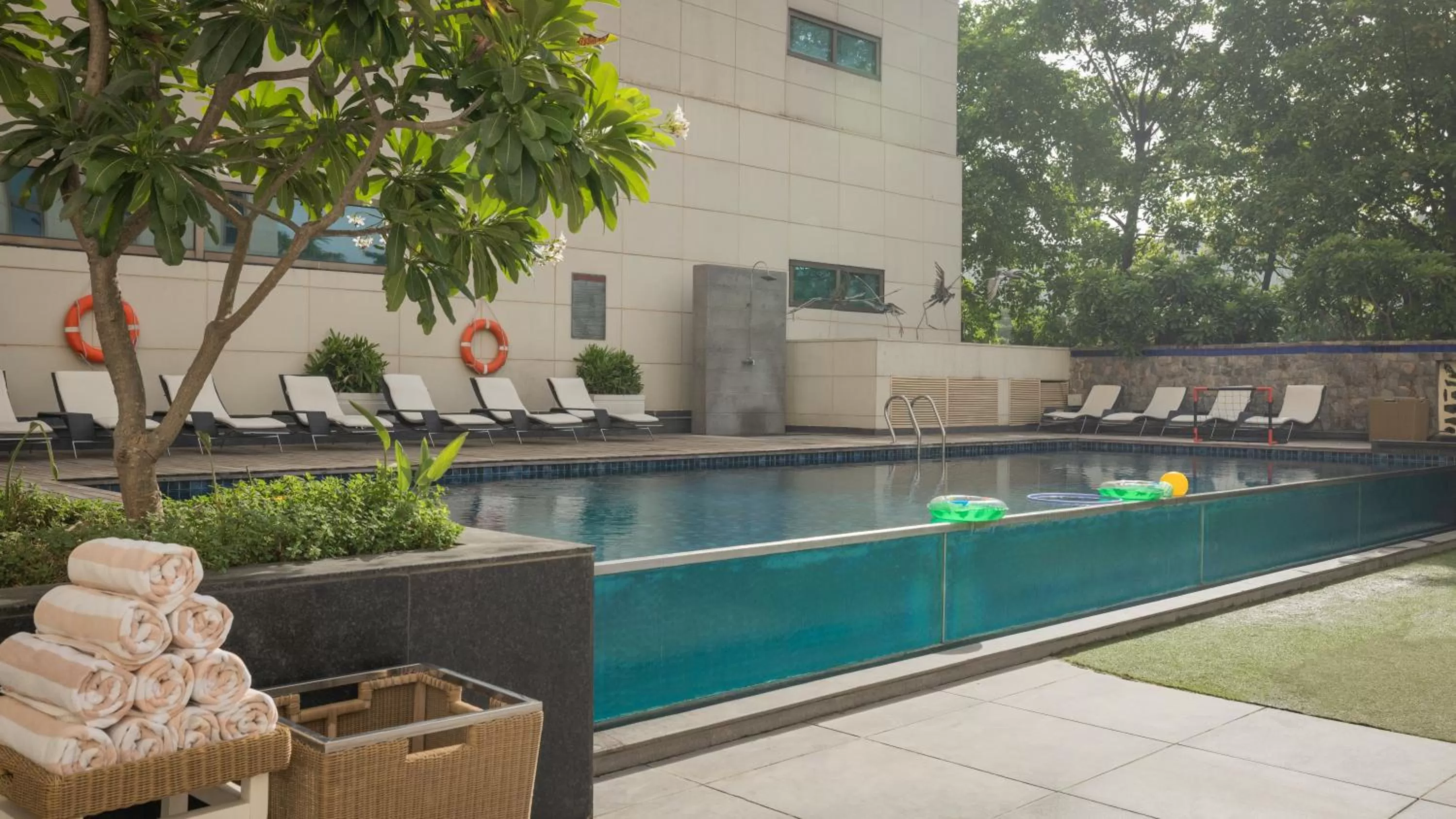 Swimming pool in ibis New Delhi Aerocity - An Accor Brand