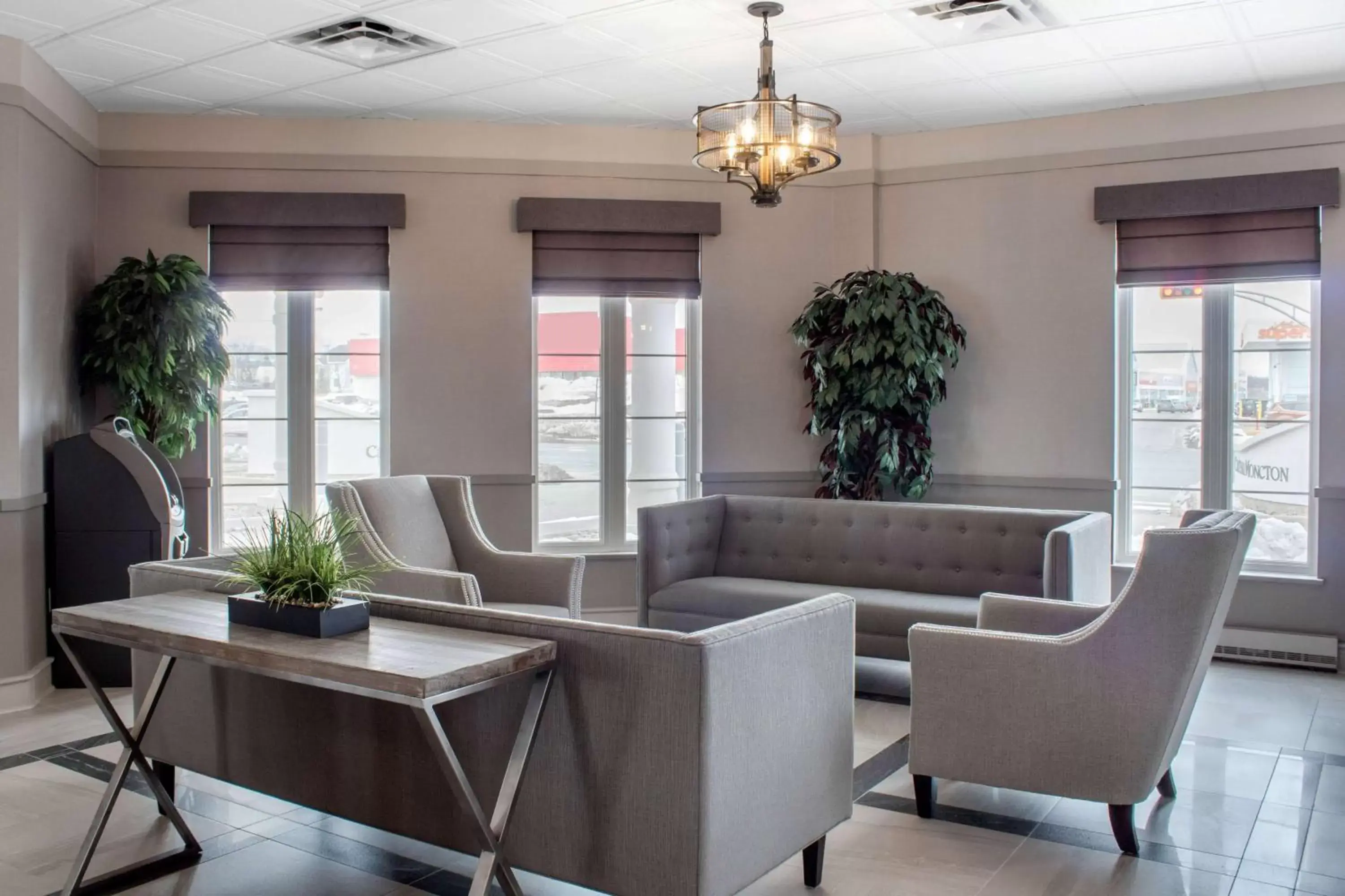 Lobby or reception, Seating Area in Chateau Moncton Trademark Collection by Wyndham