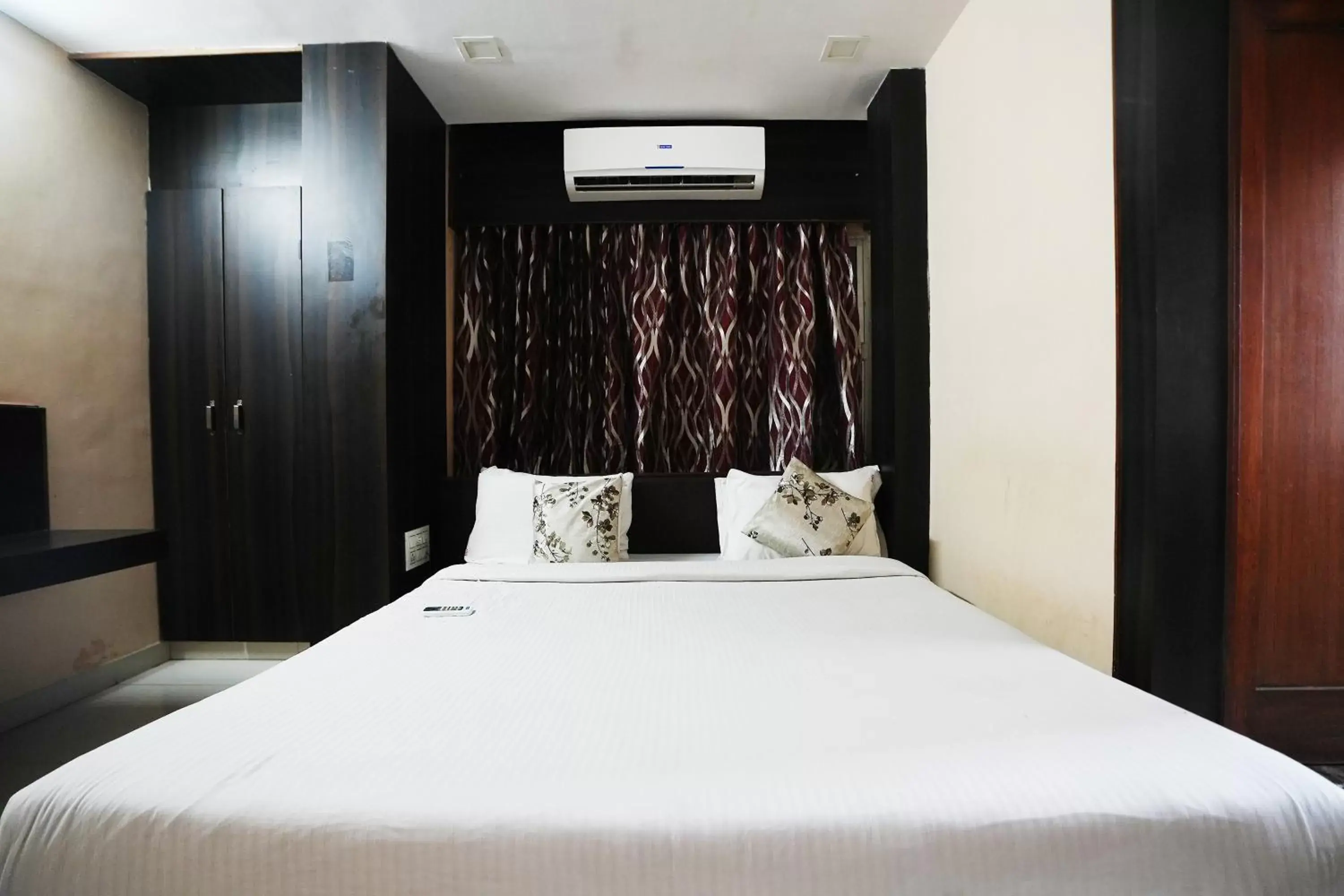 Bed in Hotel Madurai Bed in Hotel Madurai