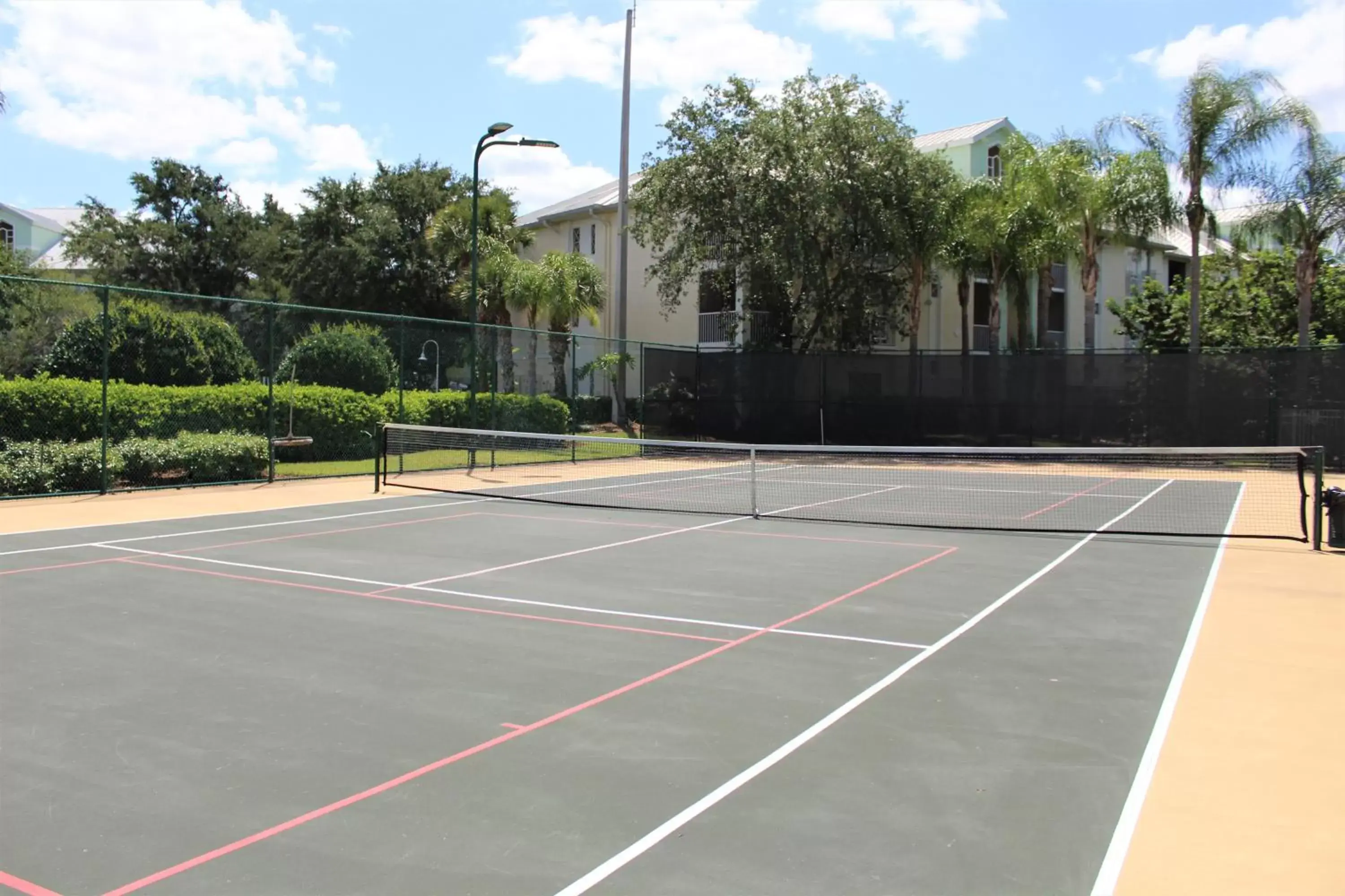 Tennis court, Tennis/Squash in Cypress Pointe Resort