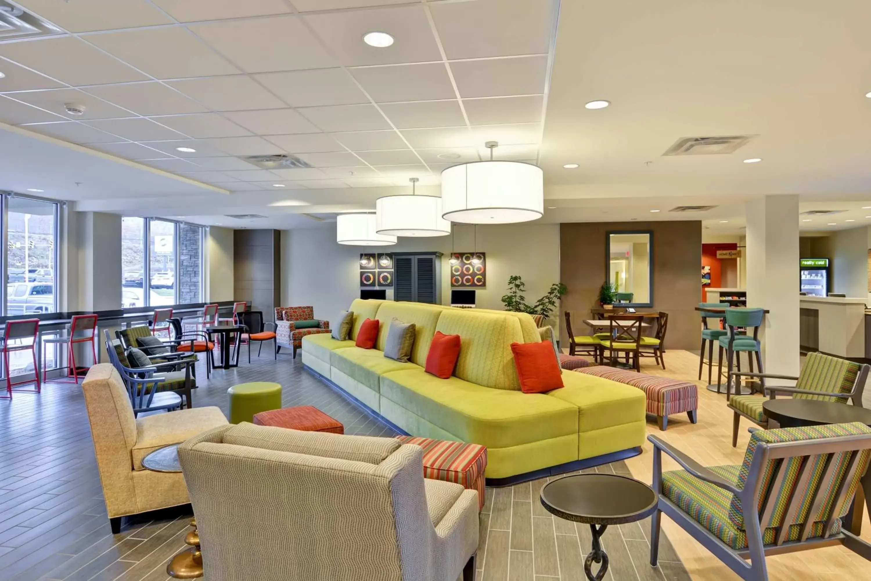 Lobby or reception, Lounge/Bar in Home2 Suites By Hilton Dickson City Scranton