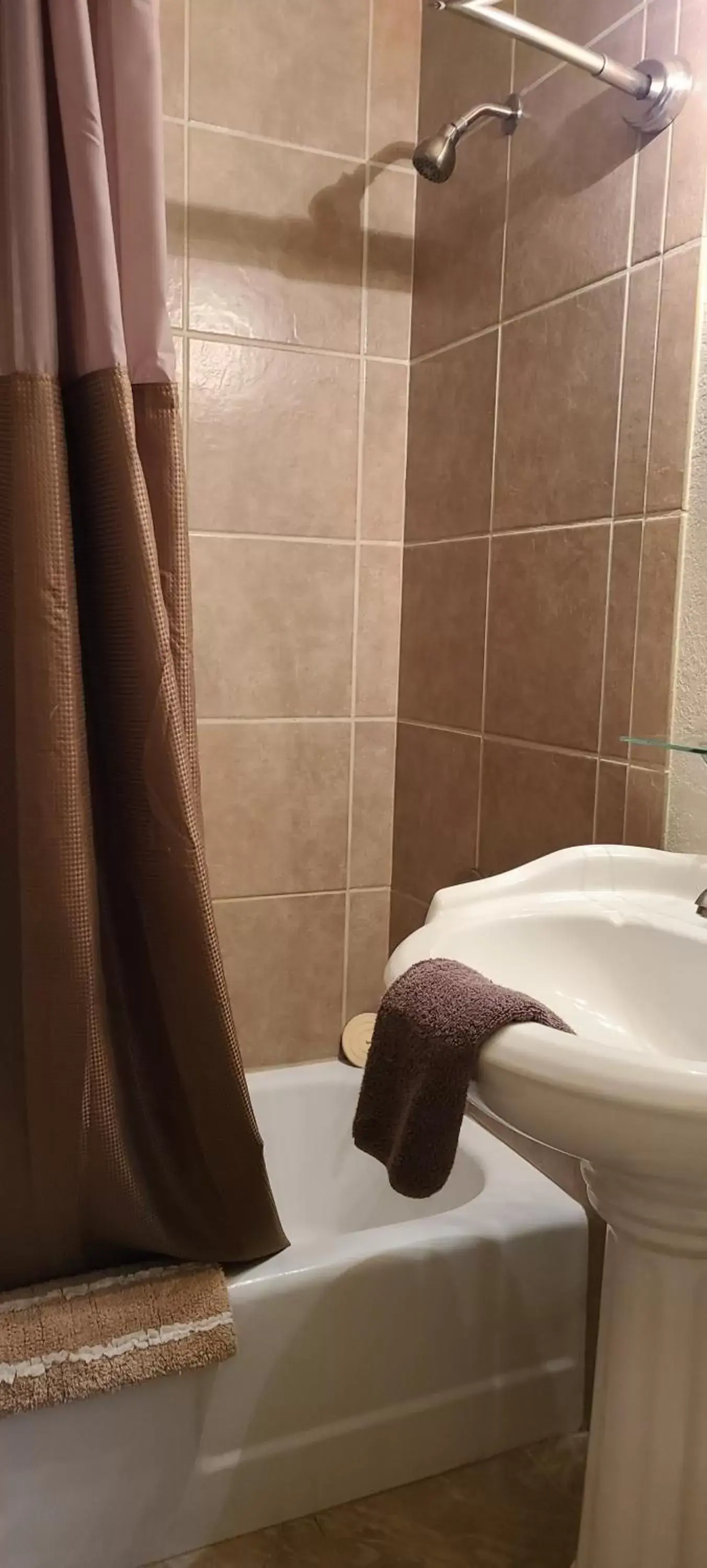 Bathroom in Red Rock Motel