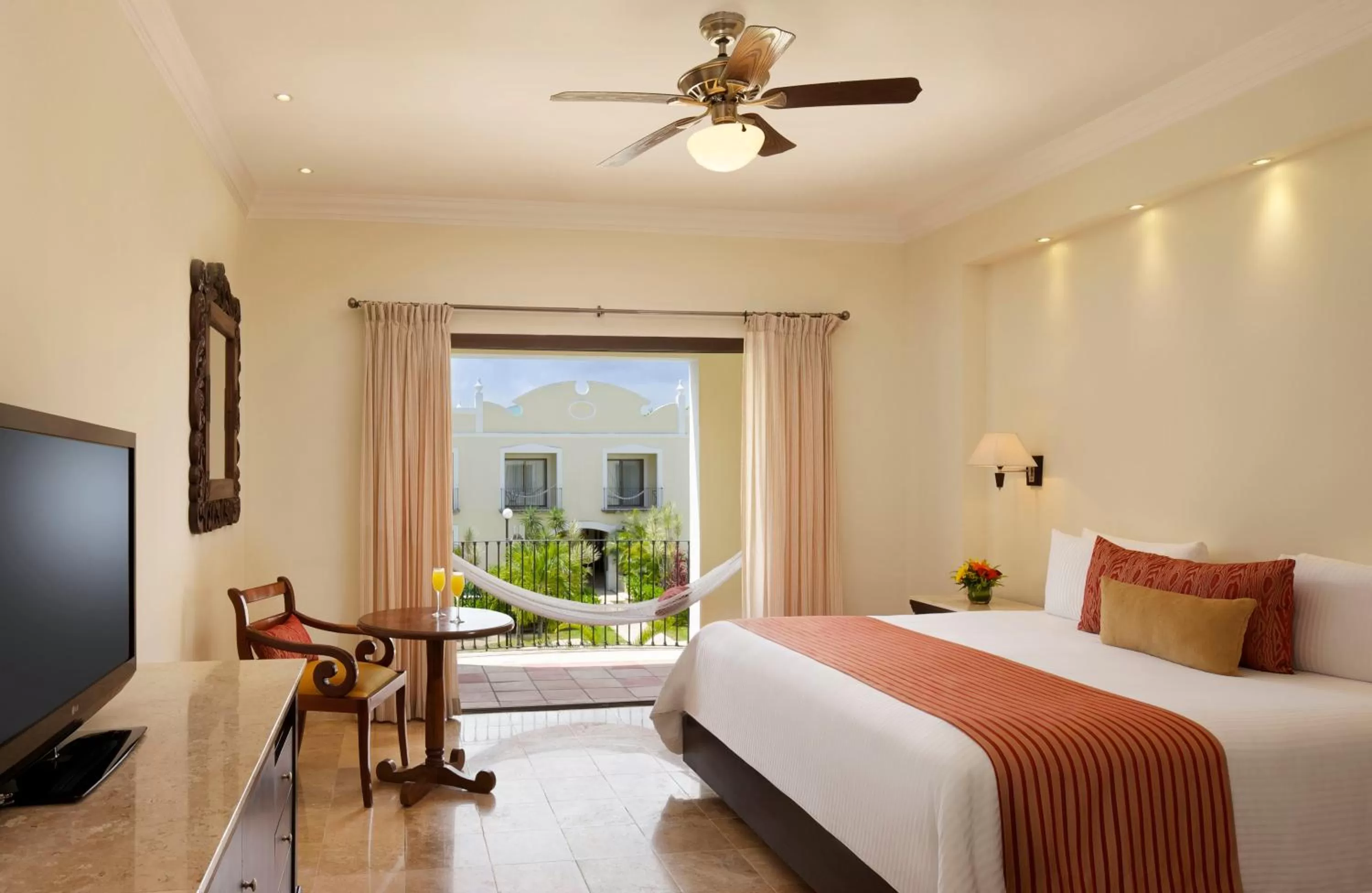 Balcony/Terrace, Bed in Dreams Tulum Resort & Spa