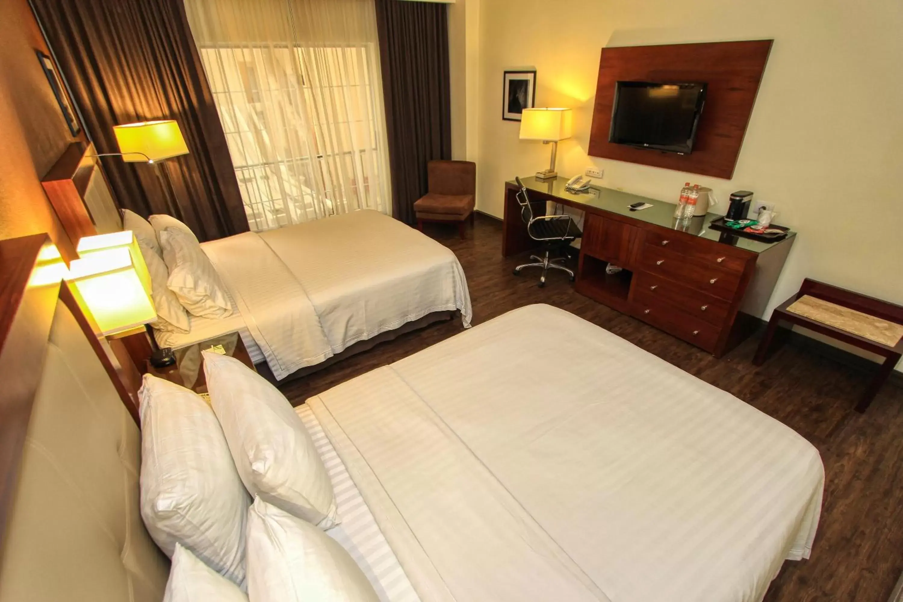 Photo of the whole room, Bed in Holiday Inn Leon, an IHG Hotel