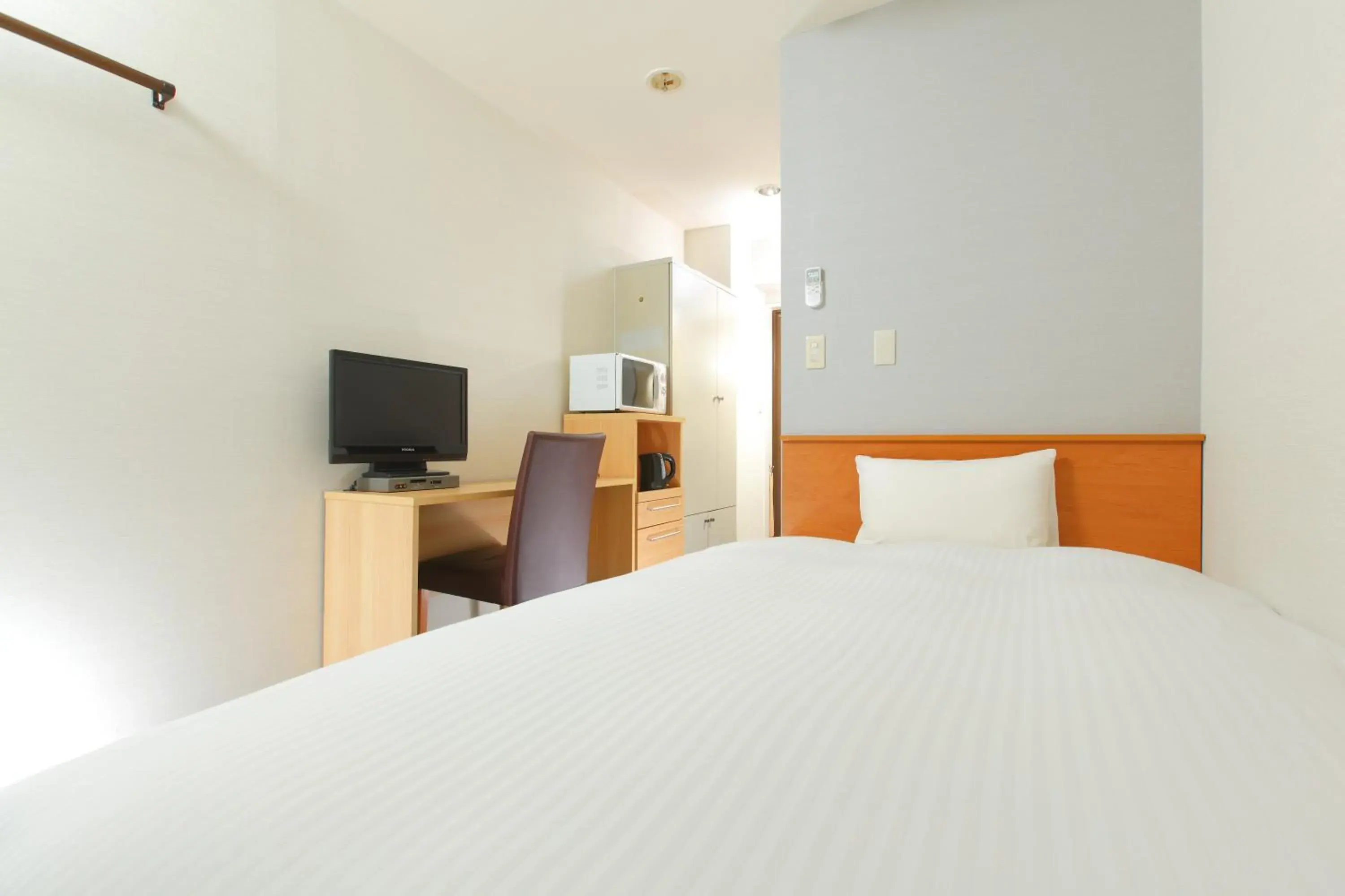 Economy Semi-Double in Annex - House Keeping is Optional with Additional Cost - Non Smoking in Hotel Mystays Kameido