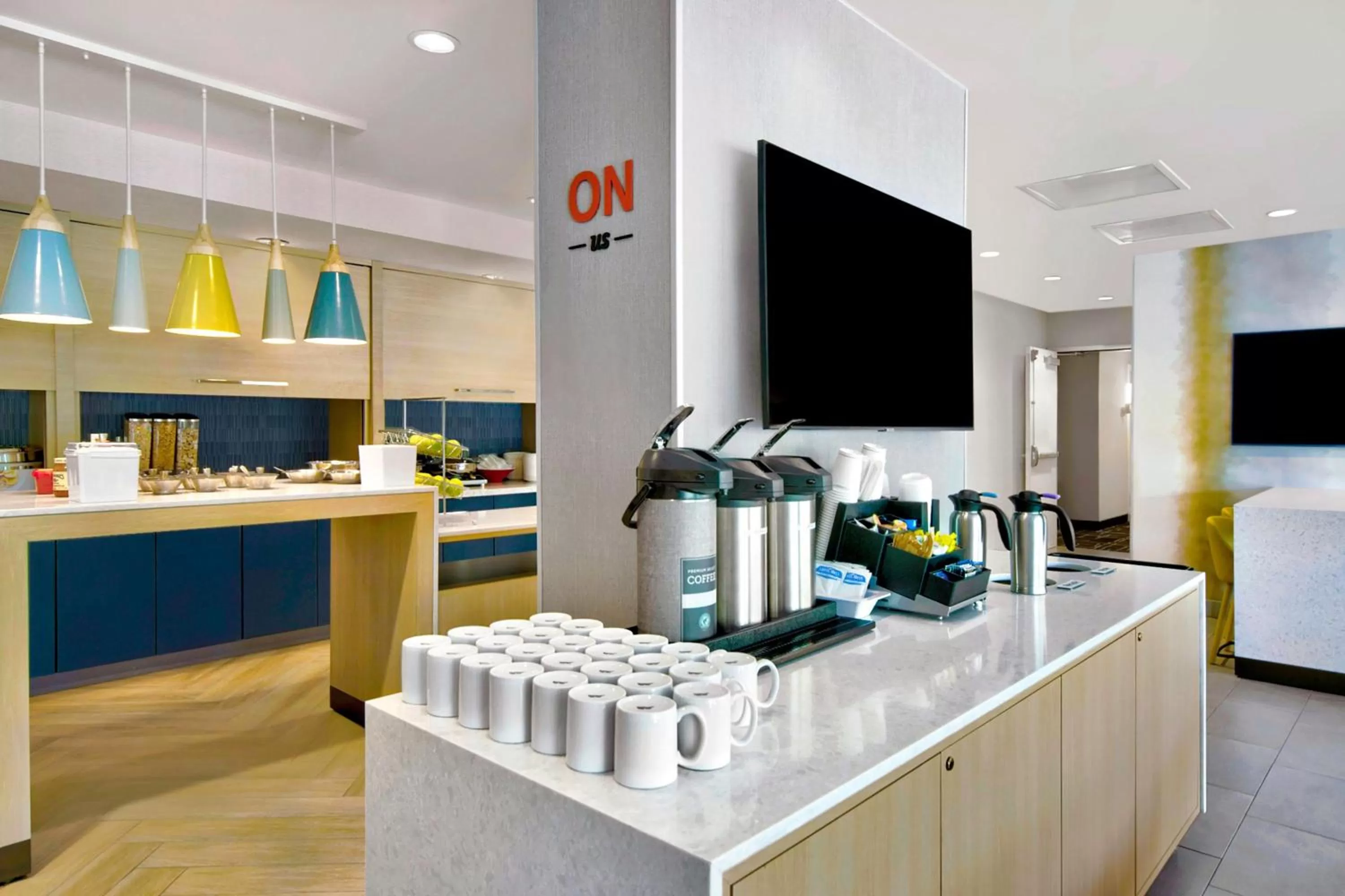 Lounge or bar in TownePlace Suites by Marriott Asheville West