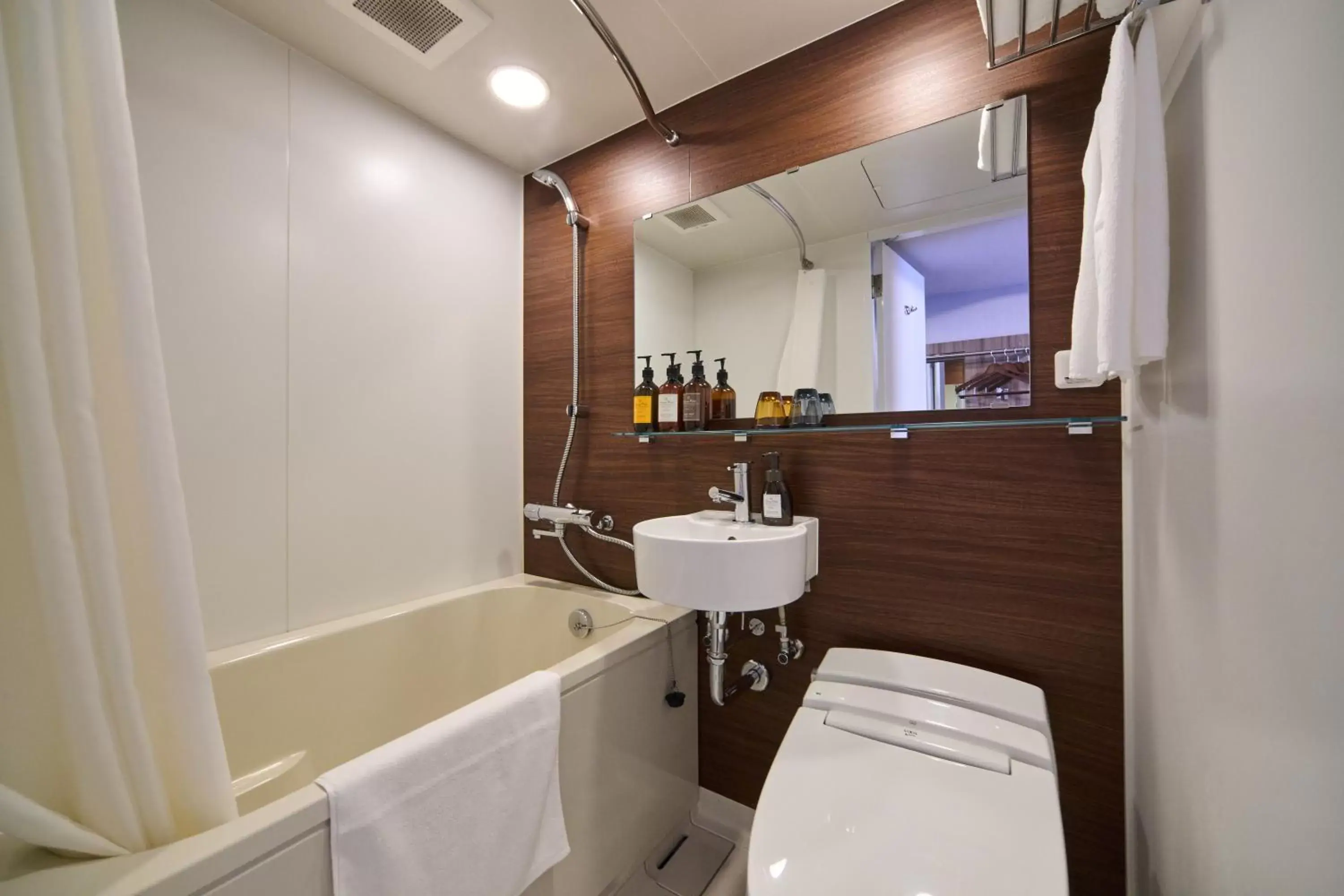 Shower, Bathroom in Hotel WBF Namba Motomachi