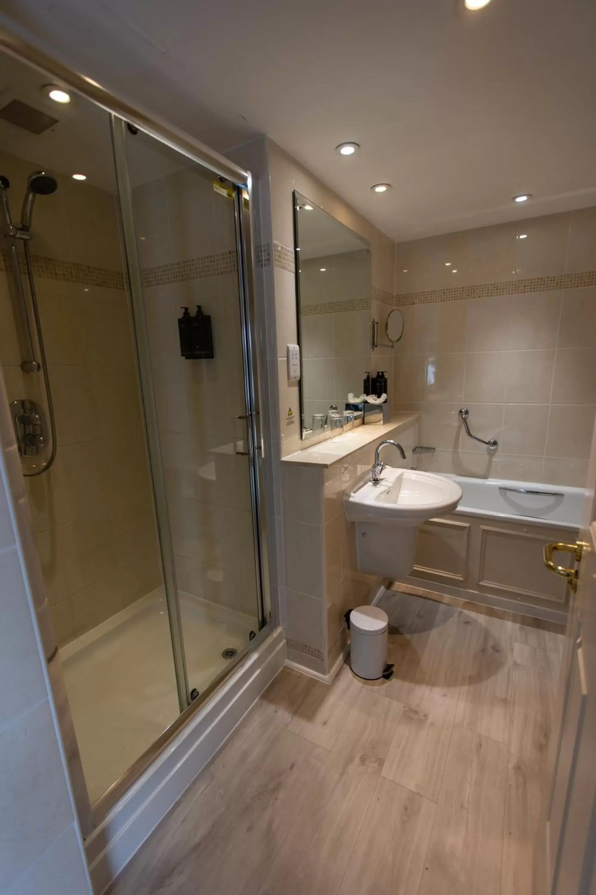 Shower, Bathroom in Mercure Shrewsbury Albrighton Hall Hotel & Spa