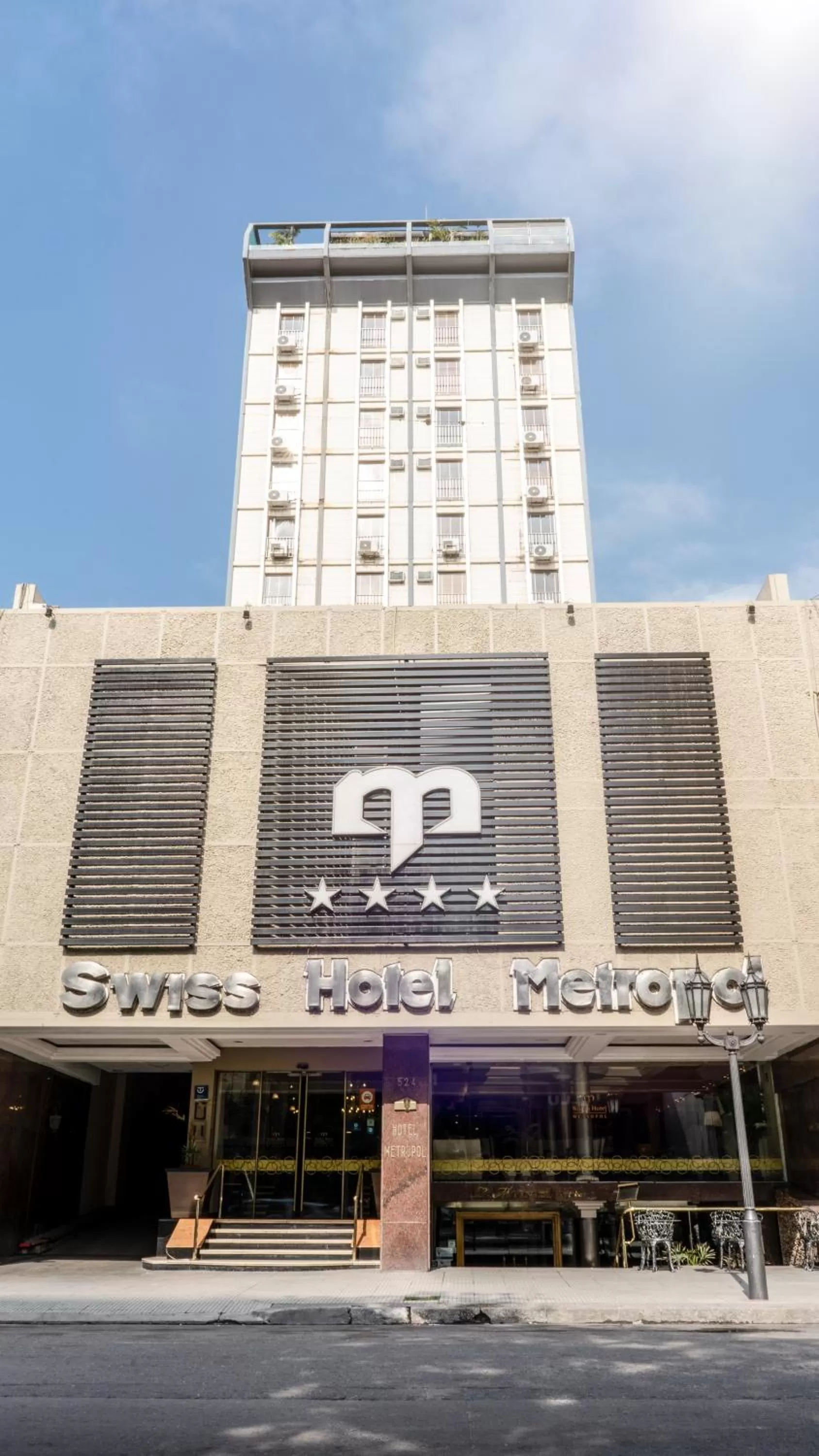 Property building in Hotel Metropol