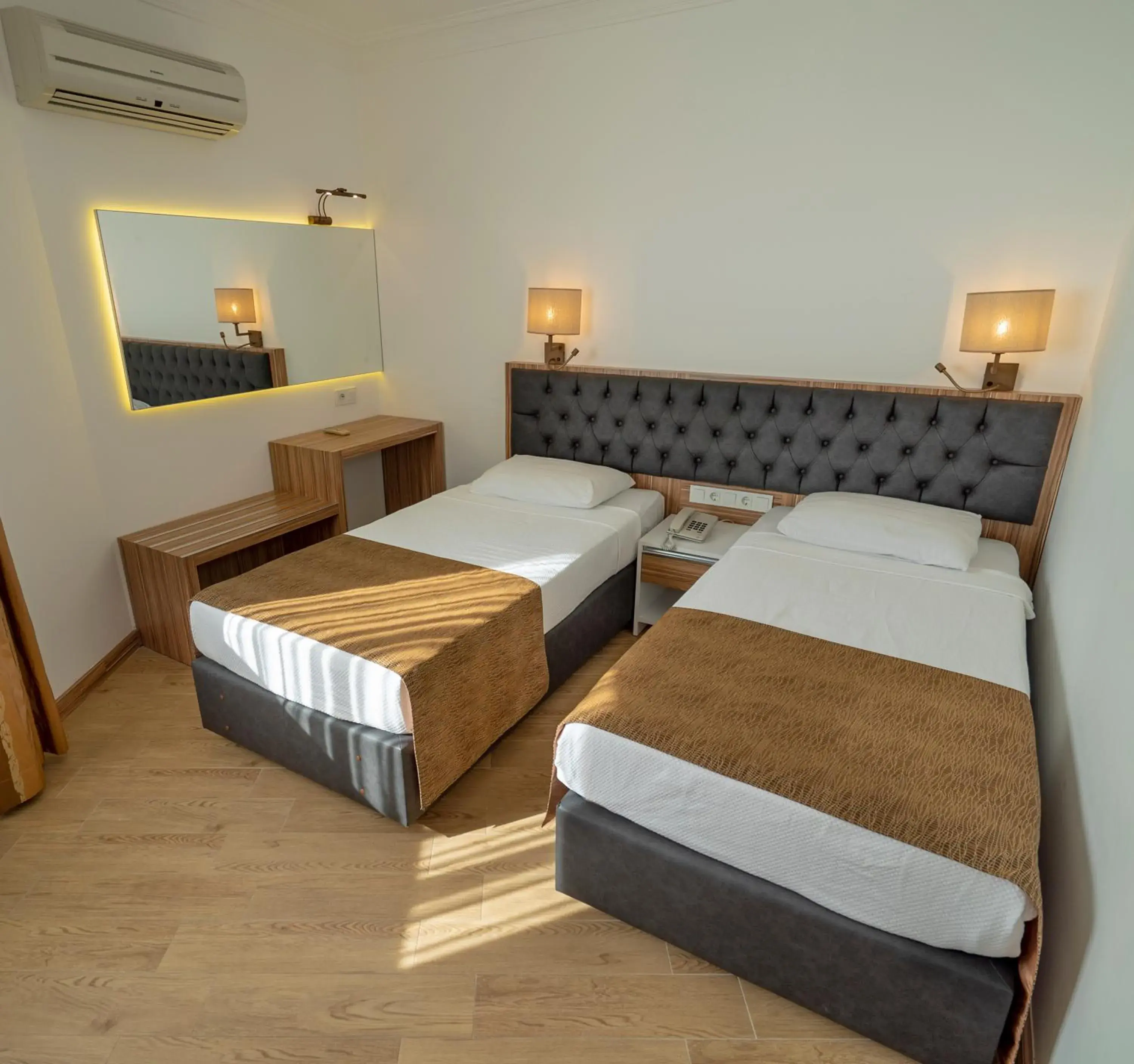 Bedroom, Bed in Kleopatra Celine Hotel