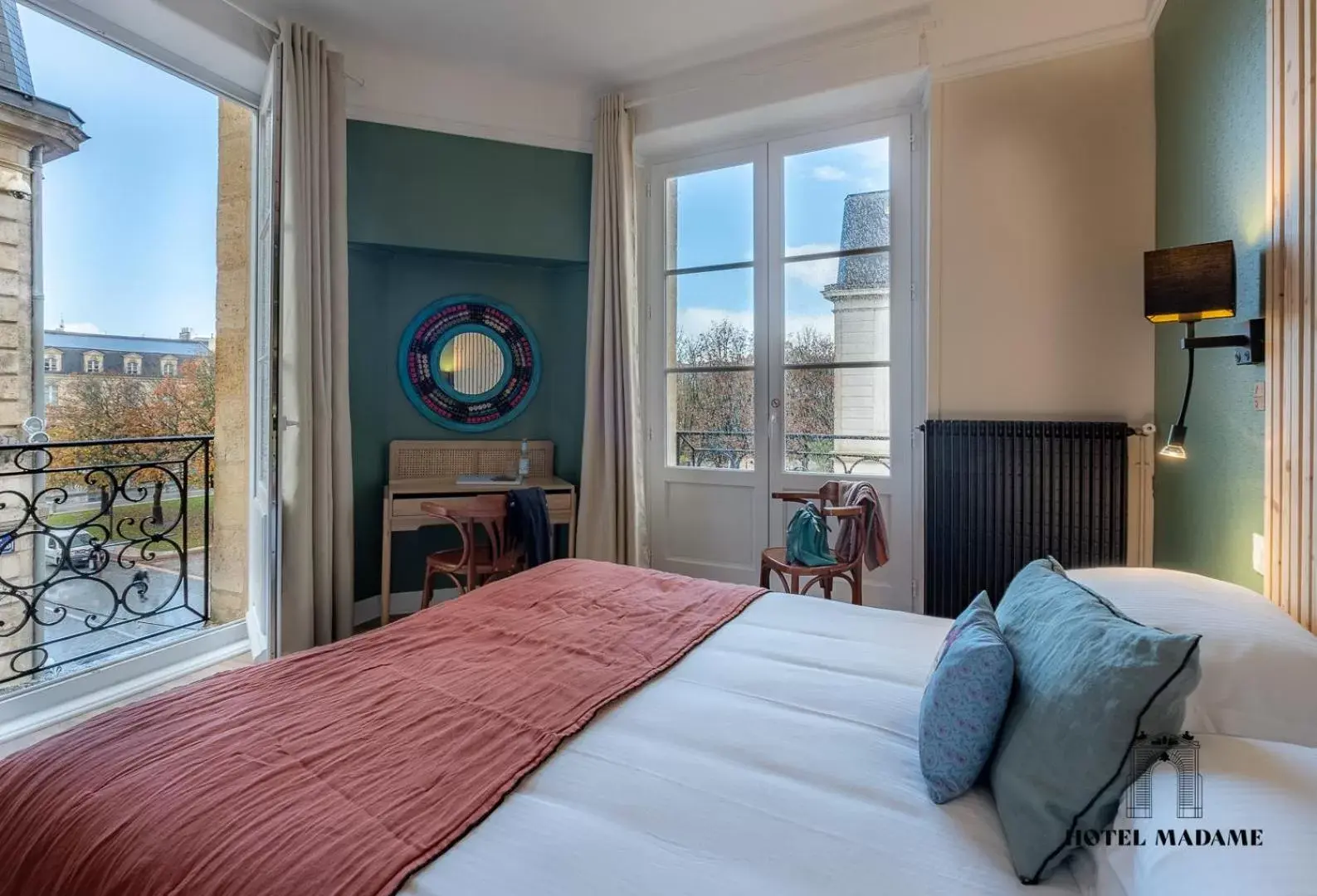 Bedroom, Bed in Hôtel Madame