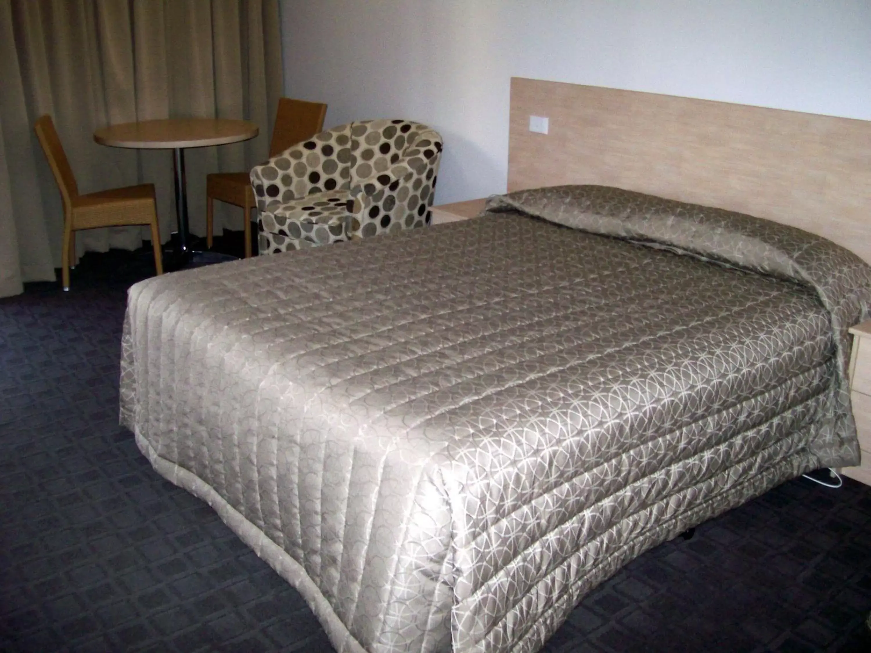 Bed in Mackellar Motel