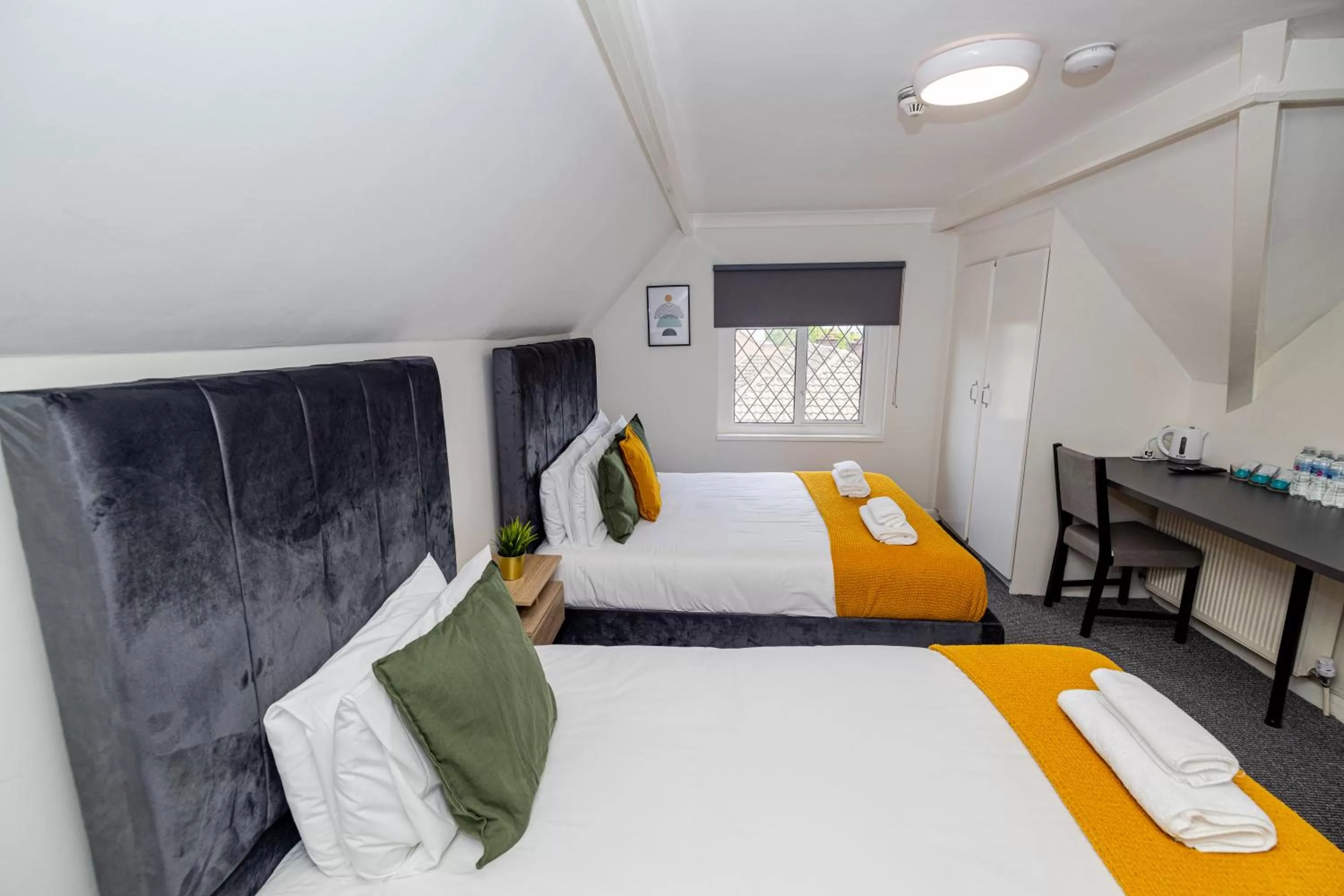 Bed in Woodford Hotel