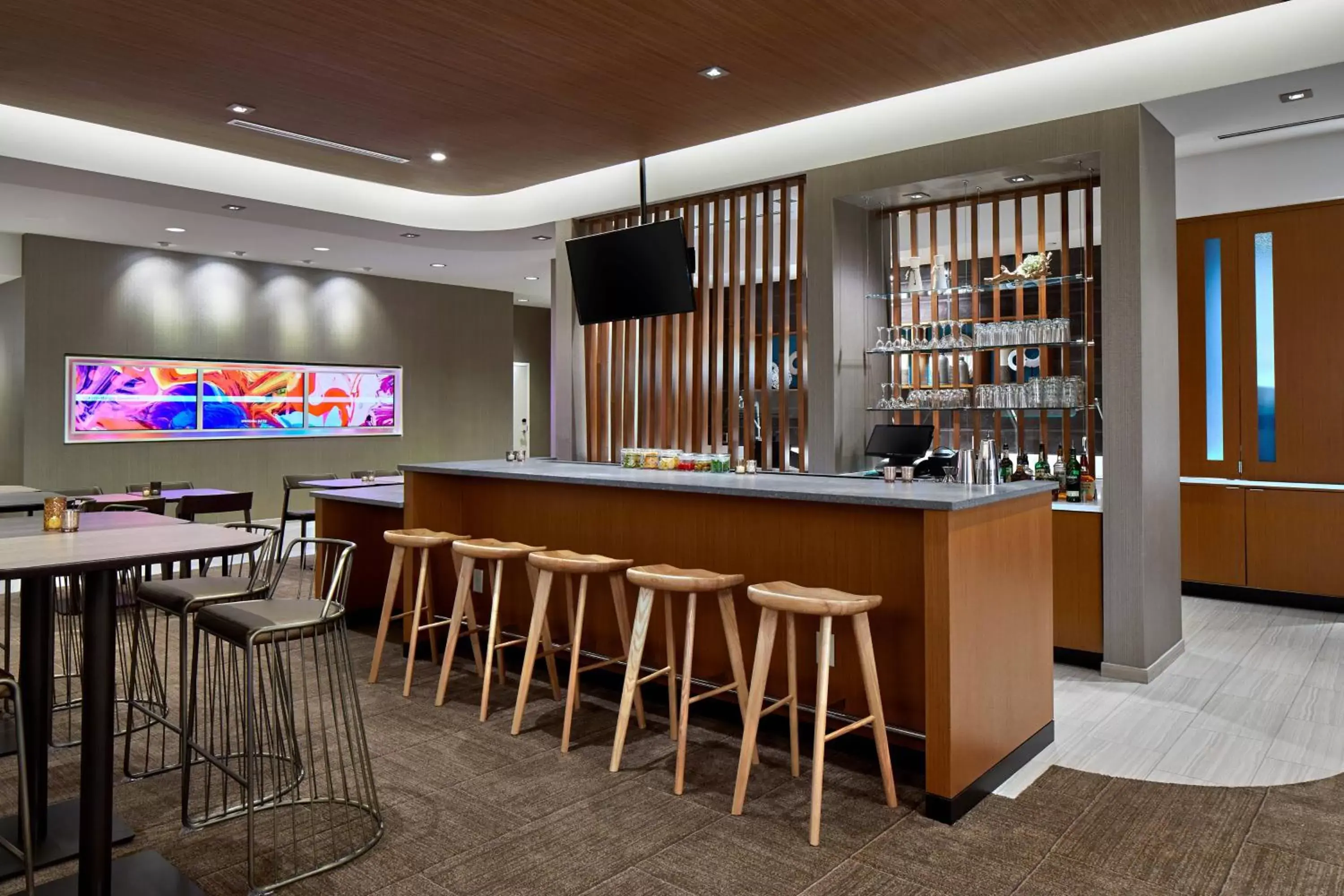 Lobby or reception, Lounge/Bar in SpringHill Suites Charlotte at Carowinds