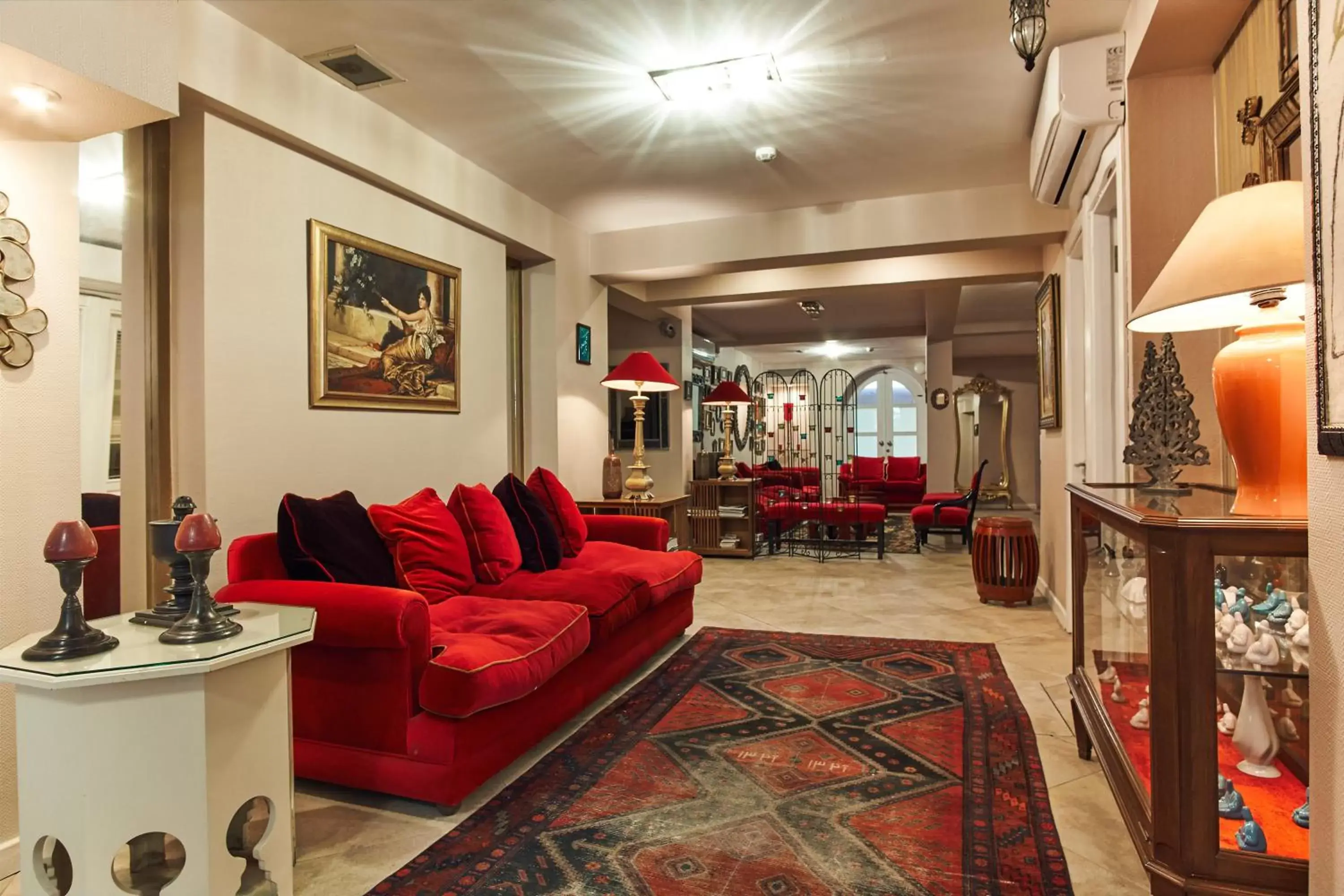 Lobby or reception in Celal Sultan Hotel Special Class