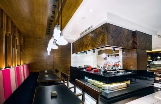 Food, Kitchen/Kitchenette in Crystal Crown Hotel JB