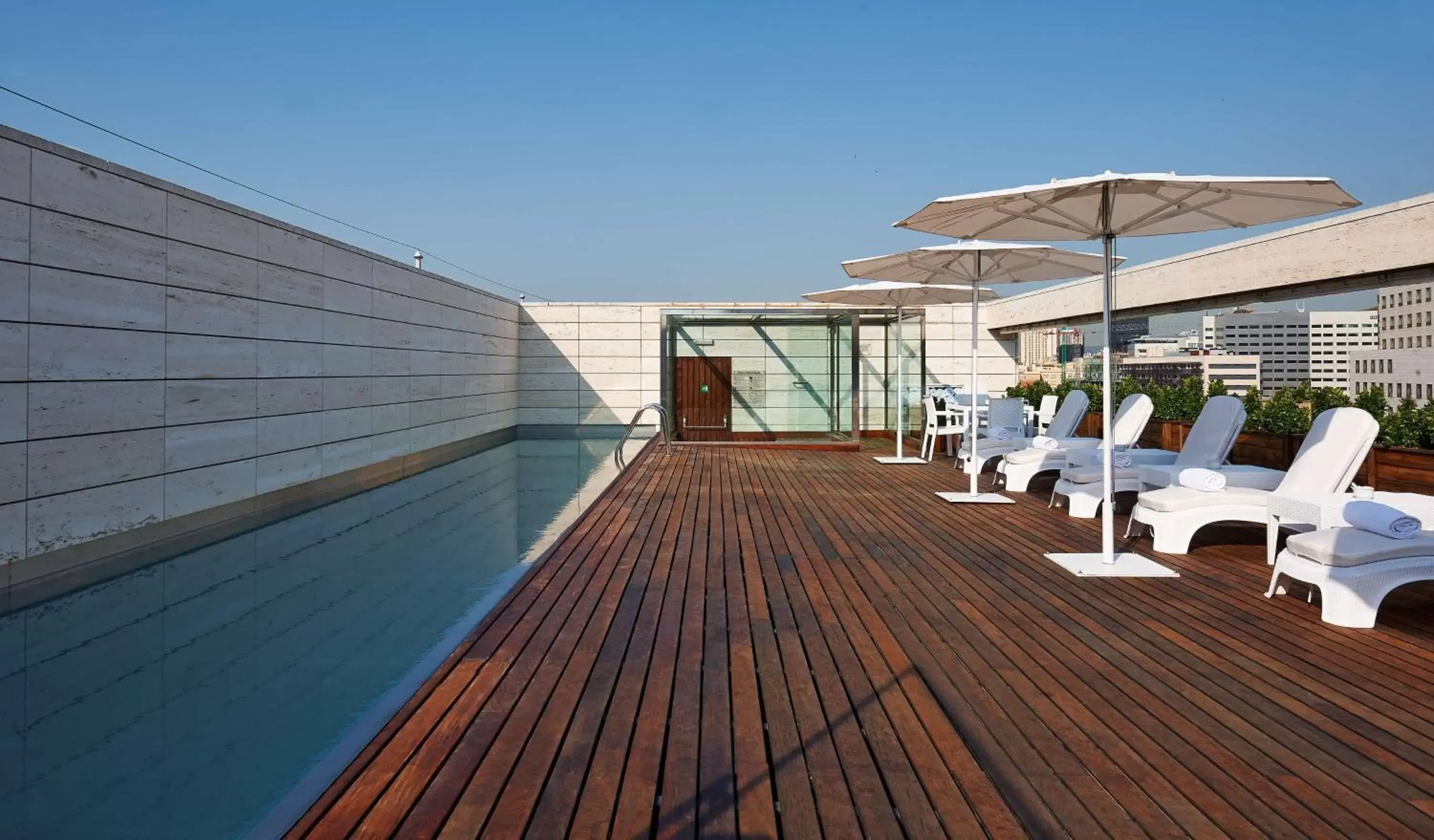 Activities, Swimming Pool in NH Collection Barcelona Constanza