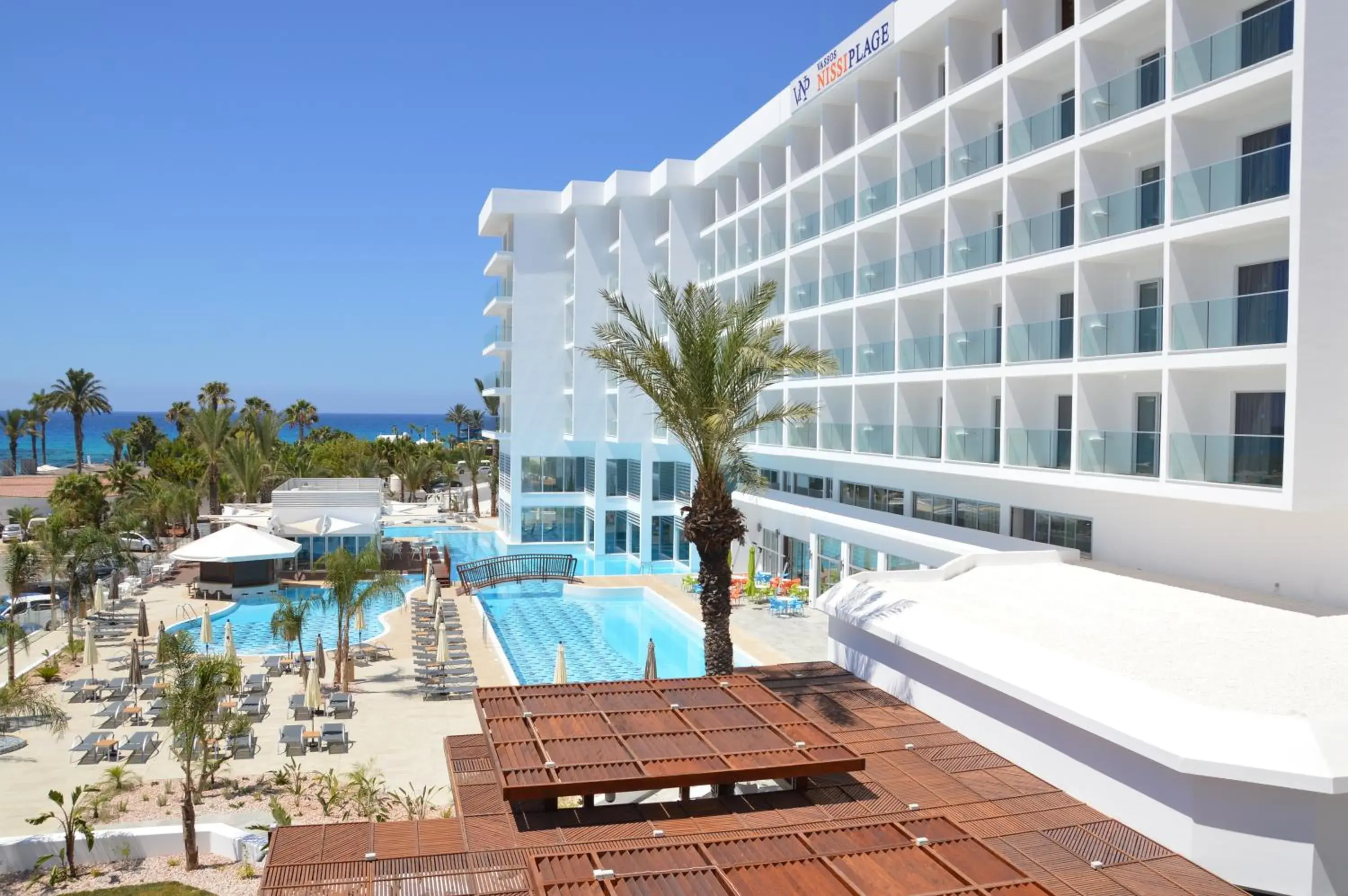 Facade/entrance, Swimming Pool in Vassos Nissi Plage Hotel & Spa