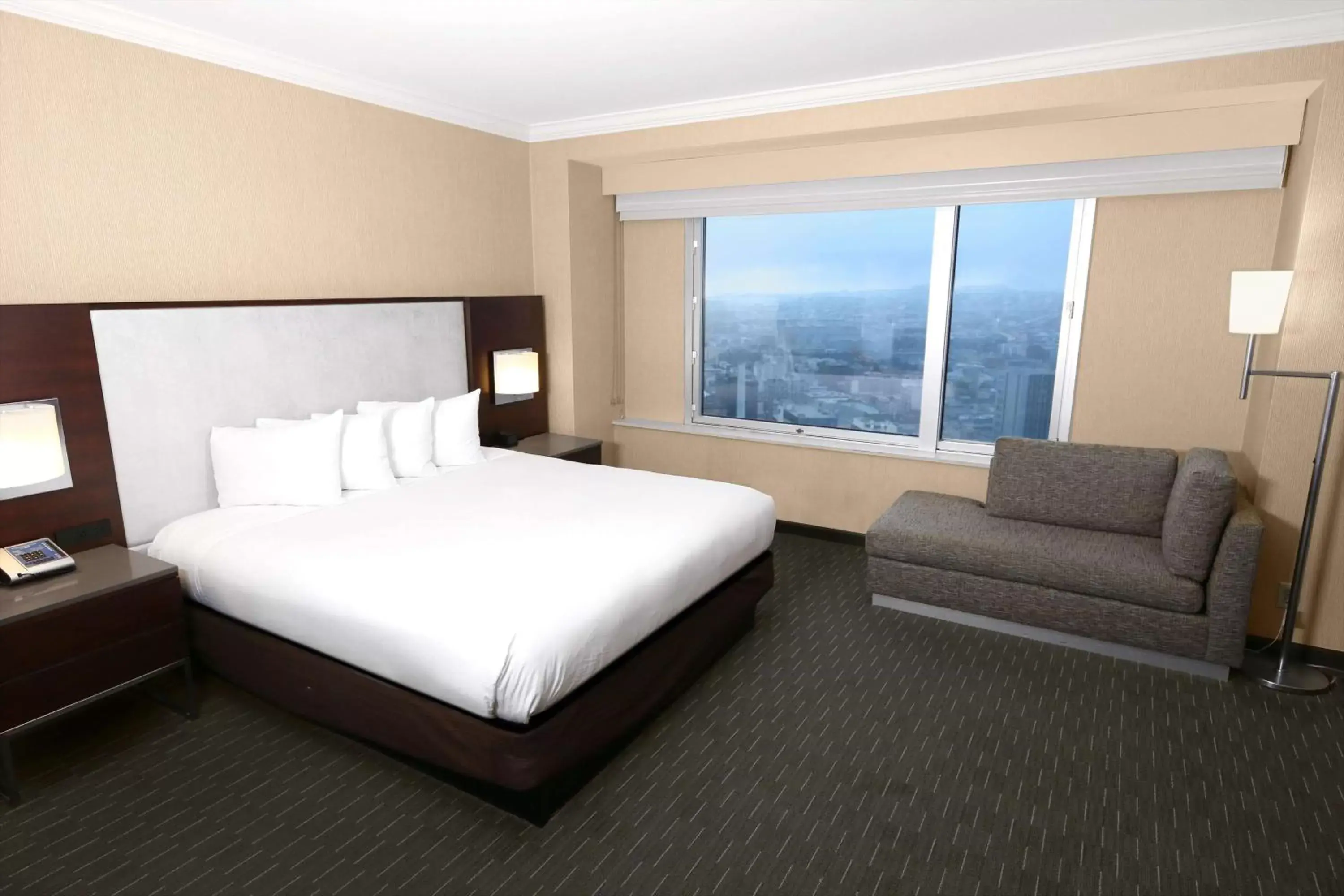 Bed in Hilton San Francisco Union Square